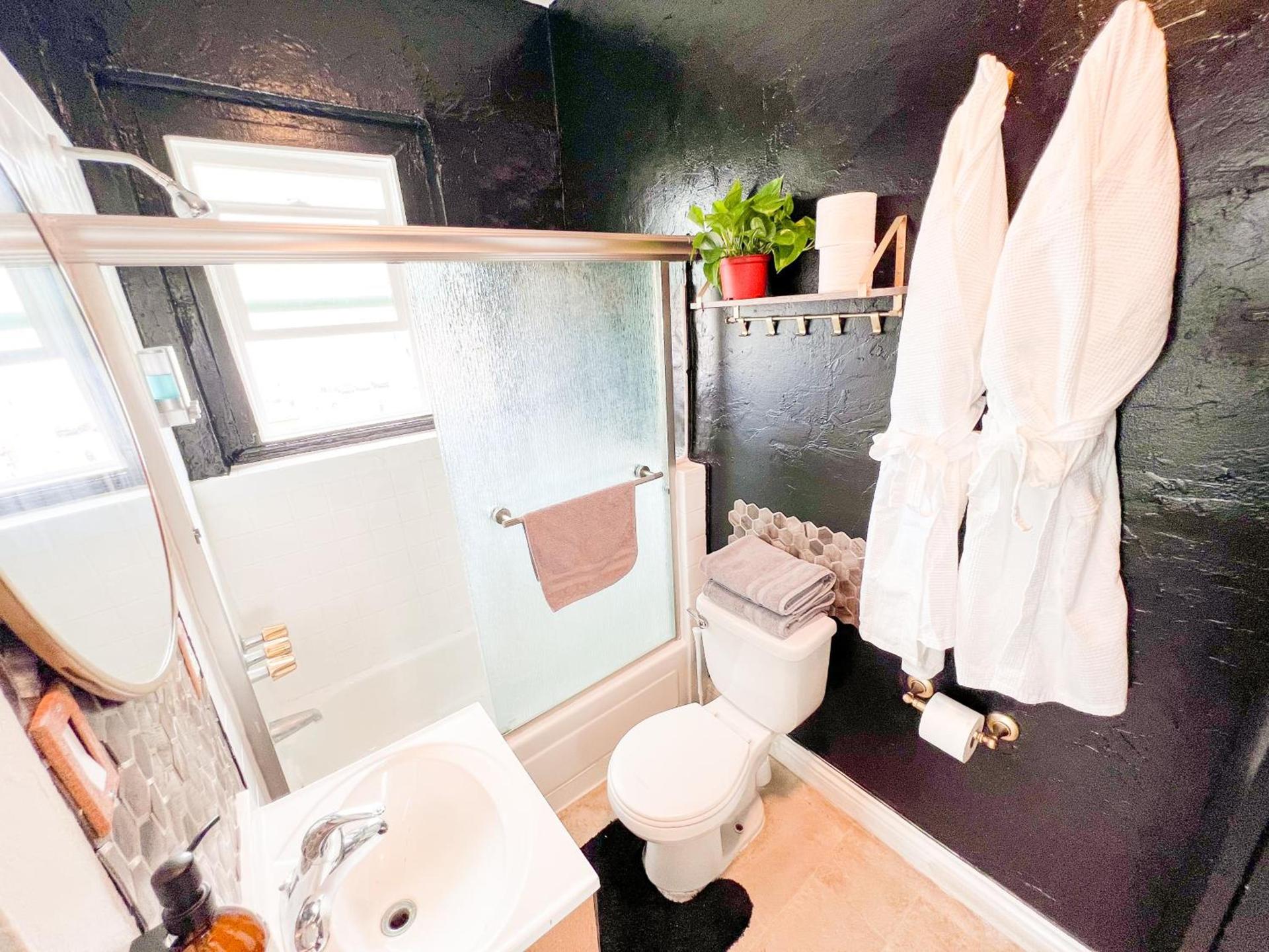 ITH Hermosa Beach Surf Hostel LAX photo 54