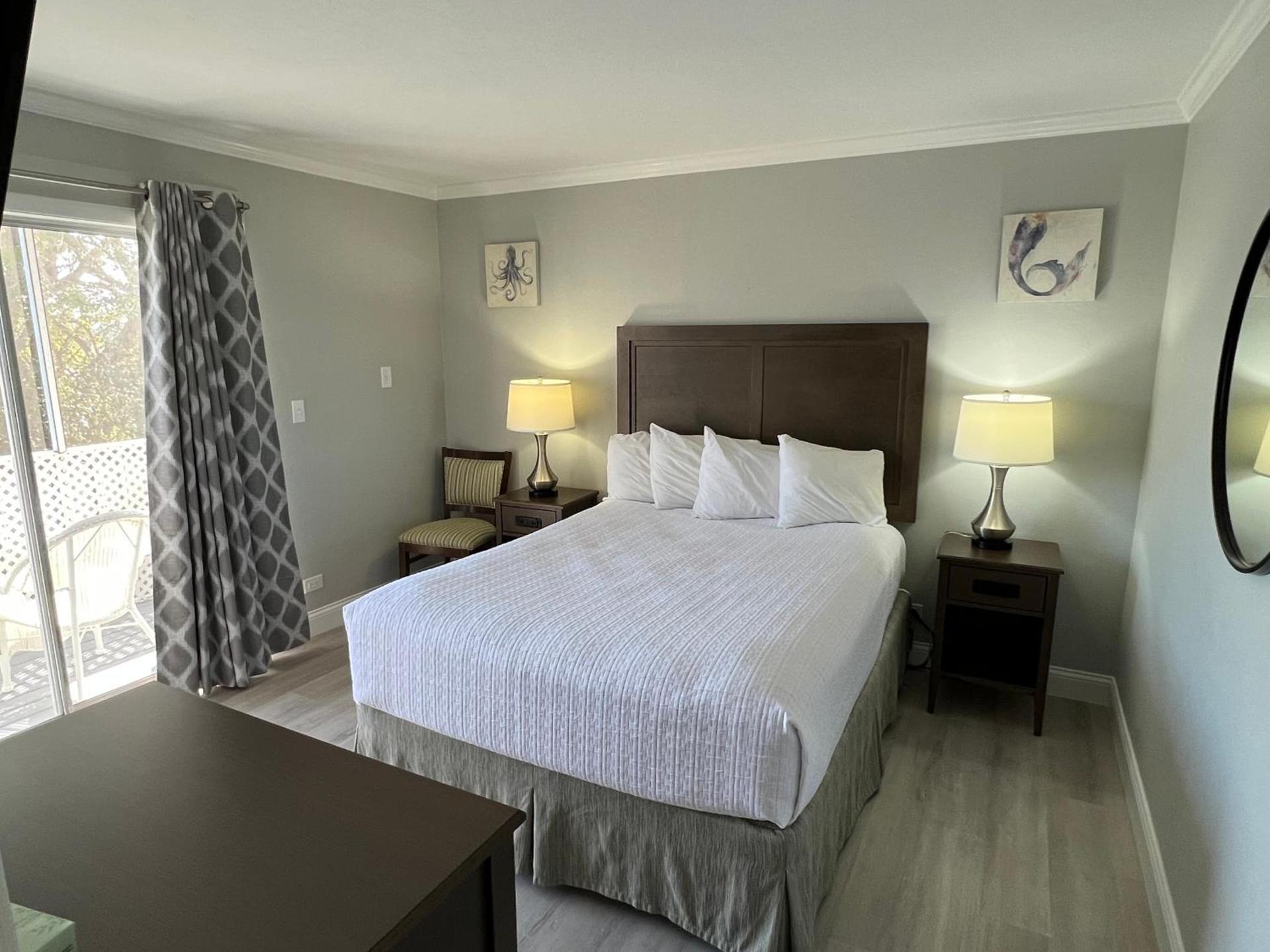 Marco Island Lakeside Inn photo 31