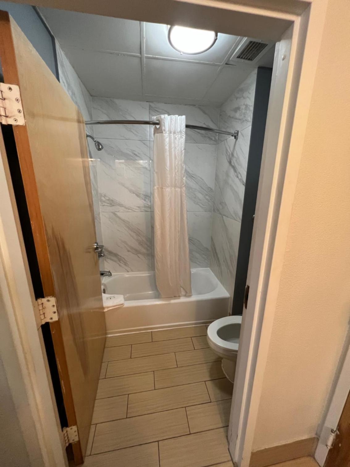Quality Inn Richmond Airport photo 30