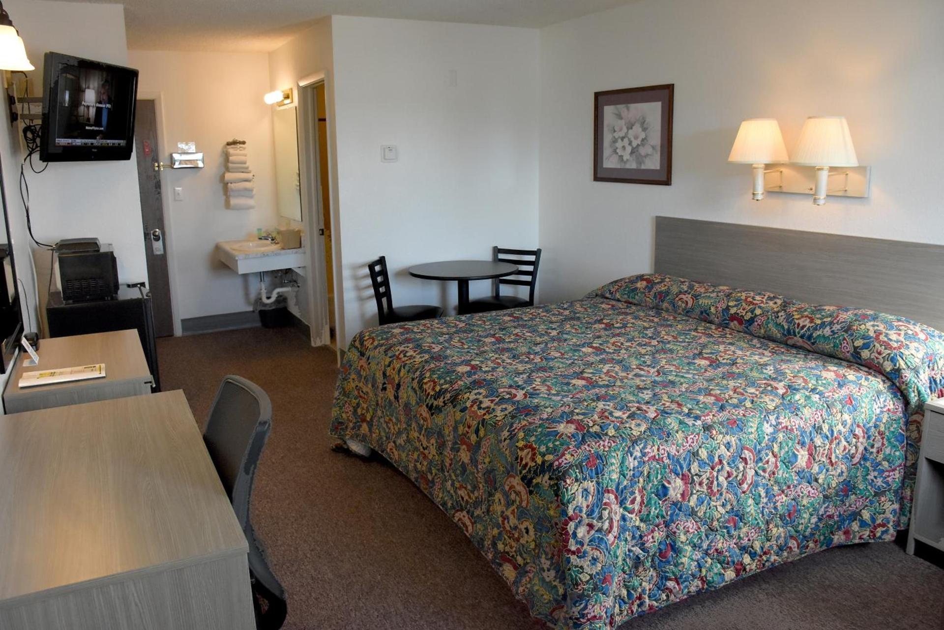 Yellowstone River Inn photo 10