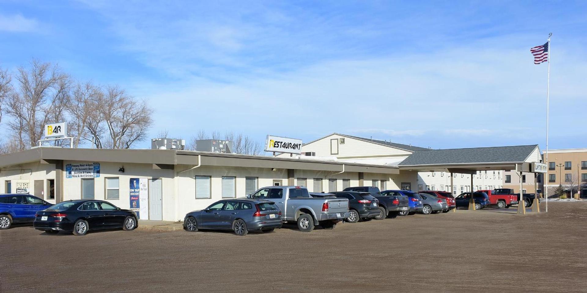 Yellowstone River Inn — hotel in Glendive
