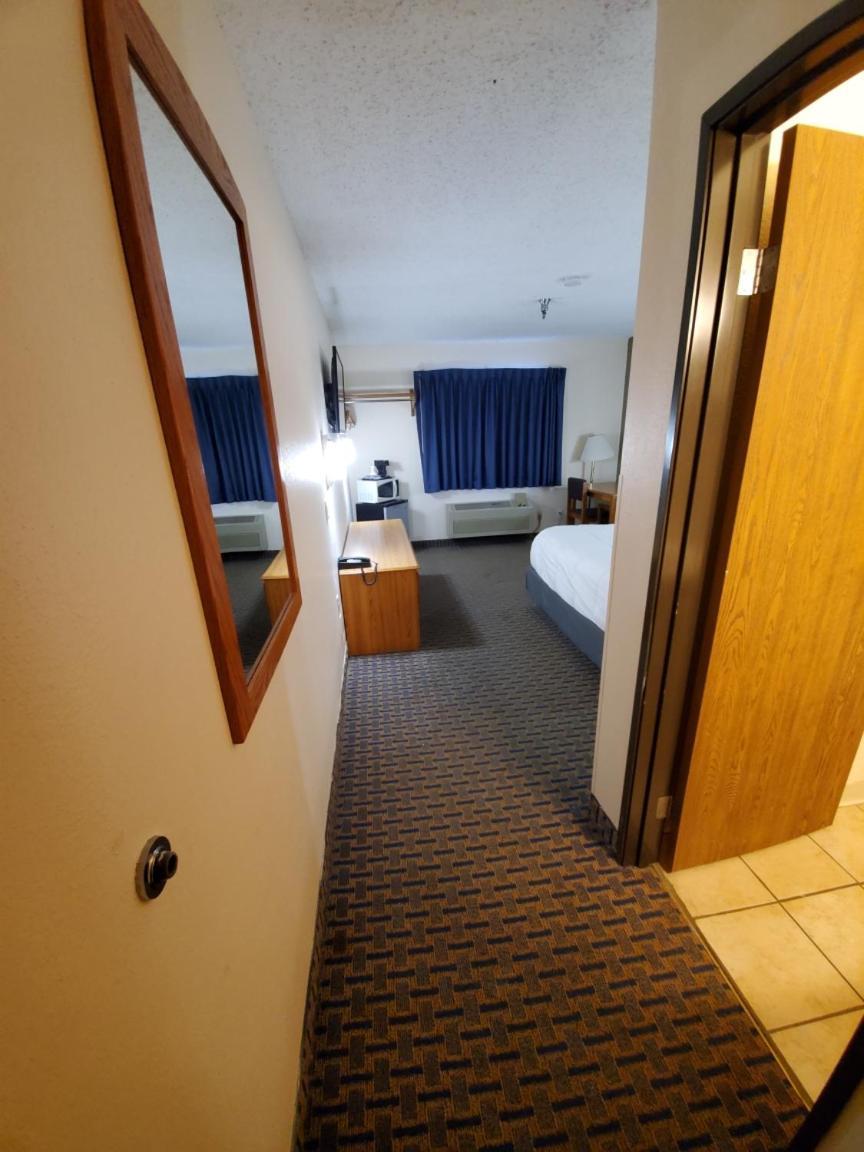 Rodeway Inn Hibbing photo 8