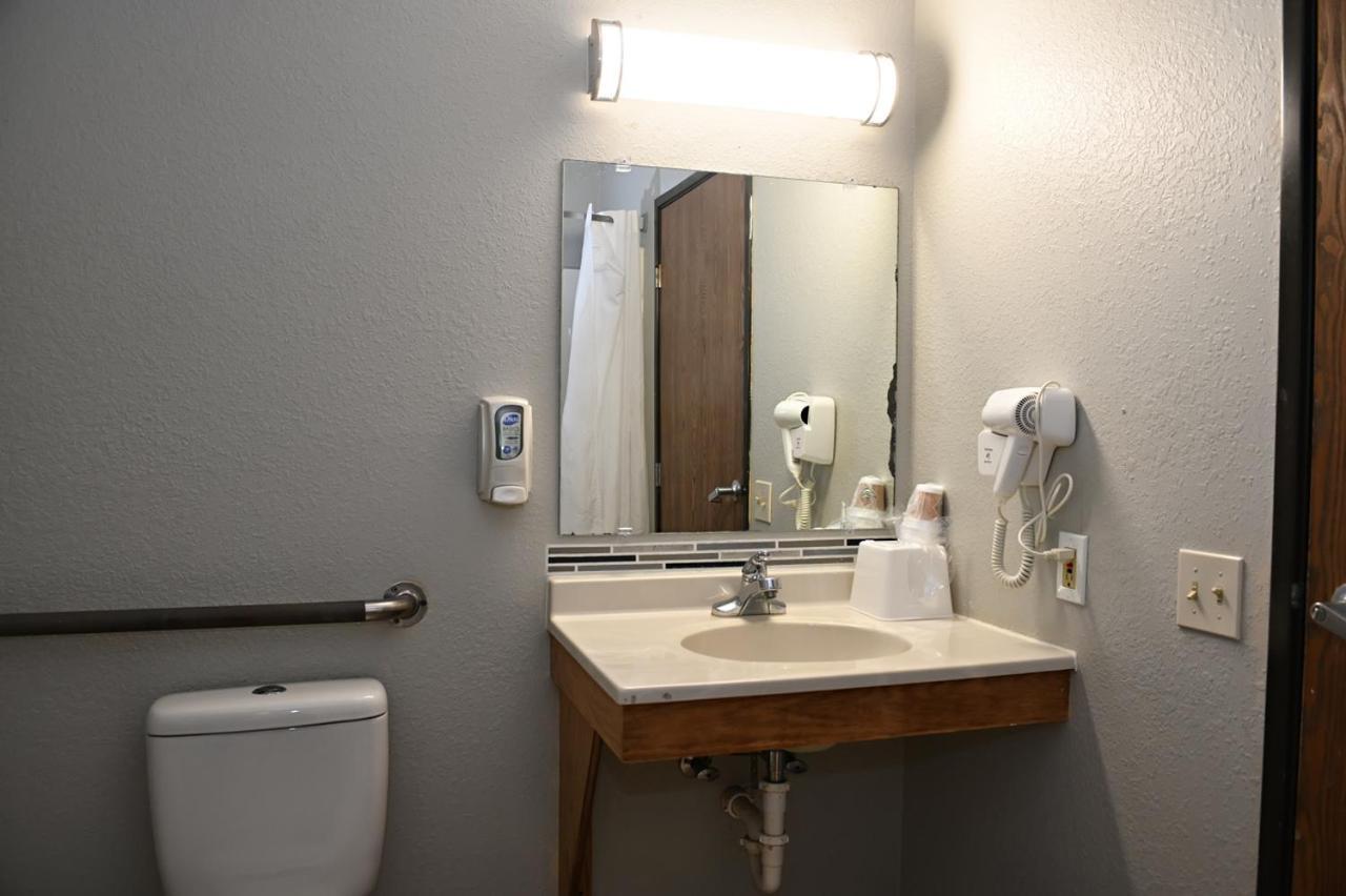 Rodeway Inn Hibbing photo 15