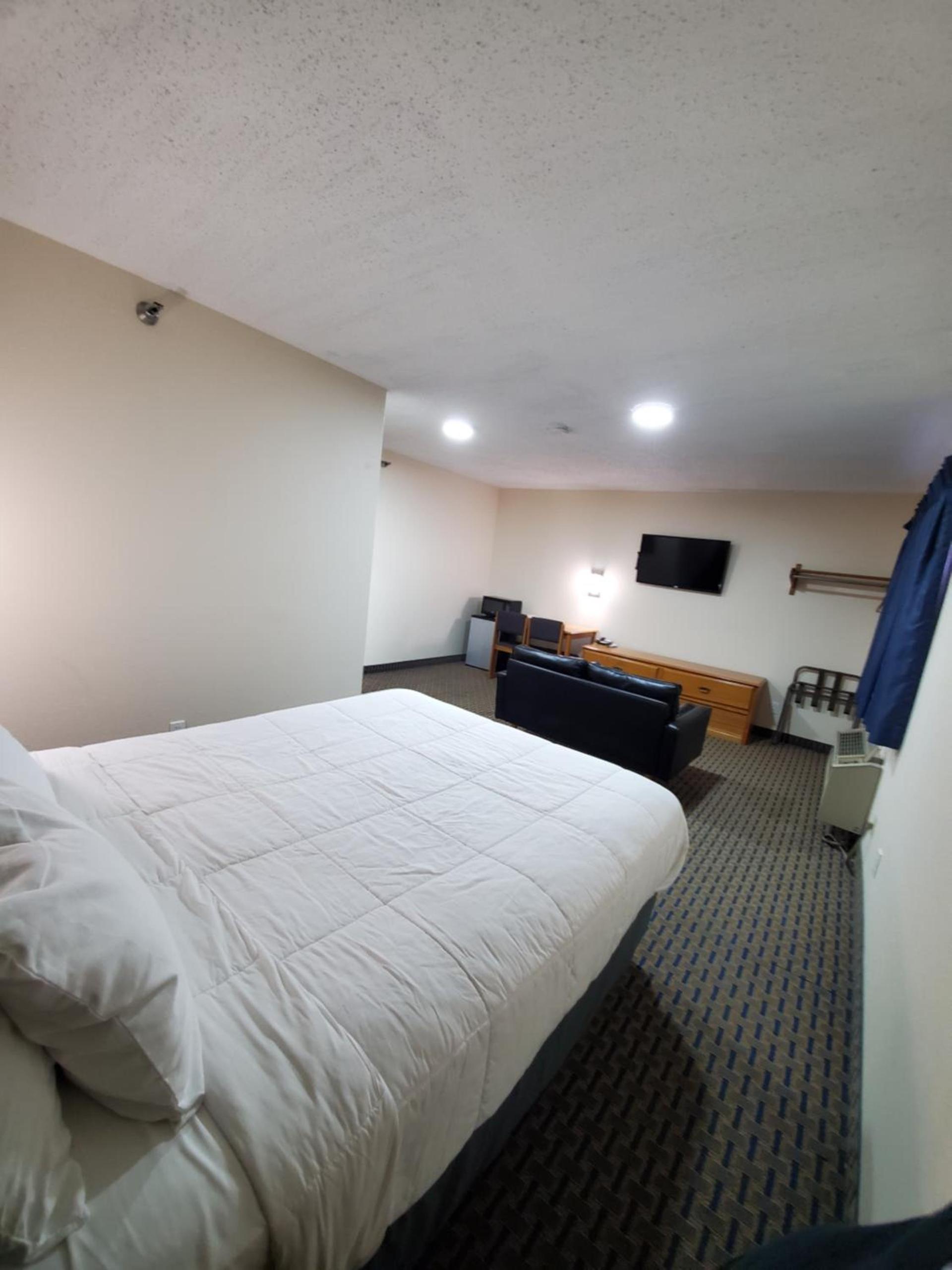 Rodeway Inn Hibbing photo 17