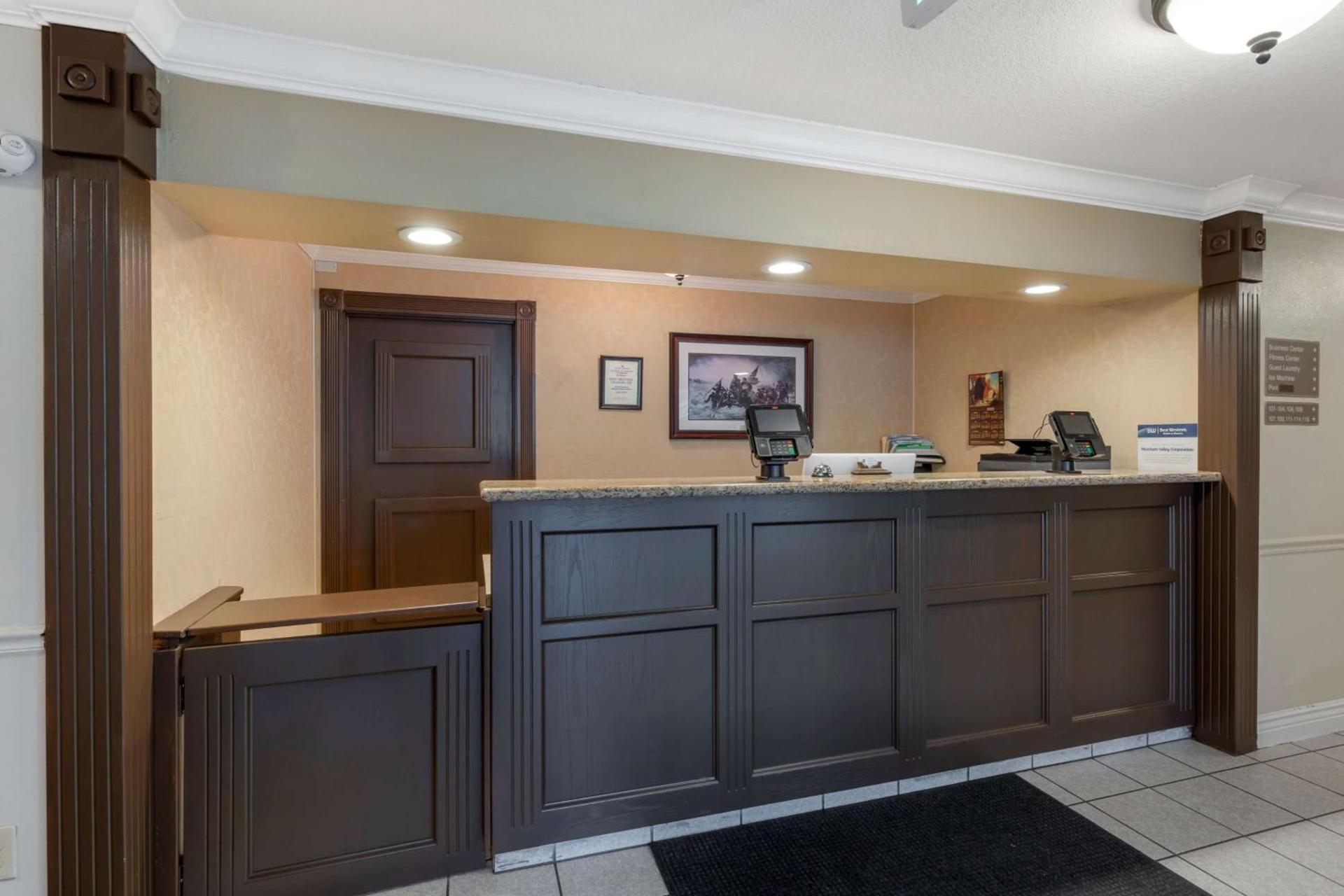 Best Western Colonial Inn photo 4