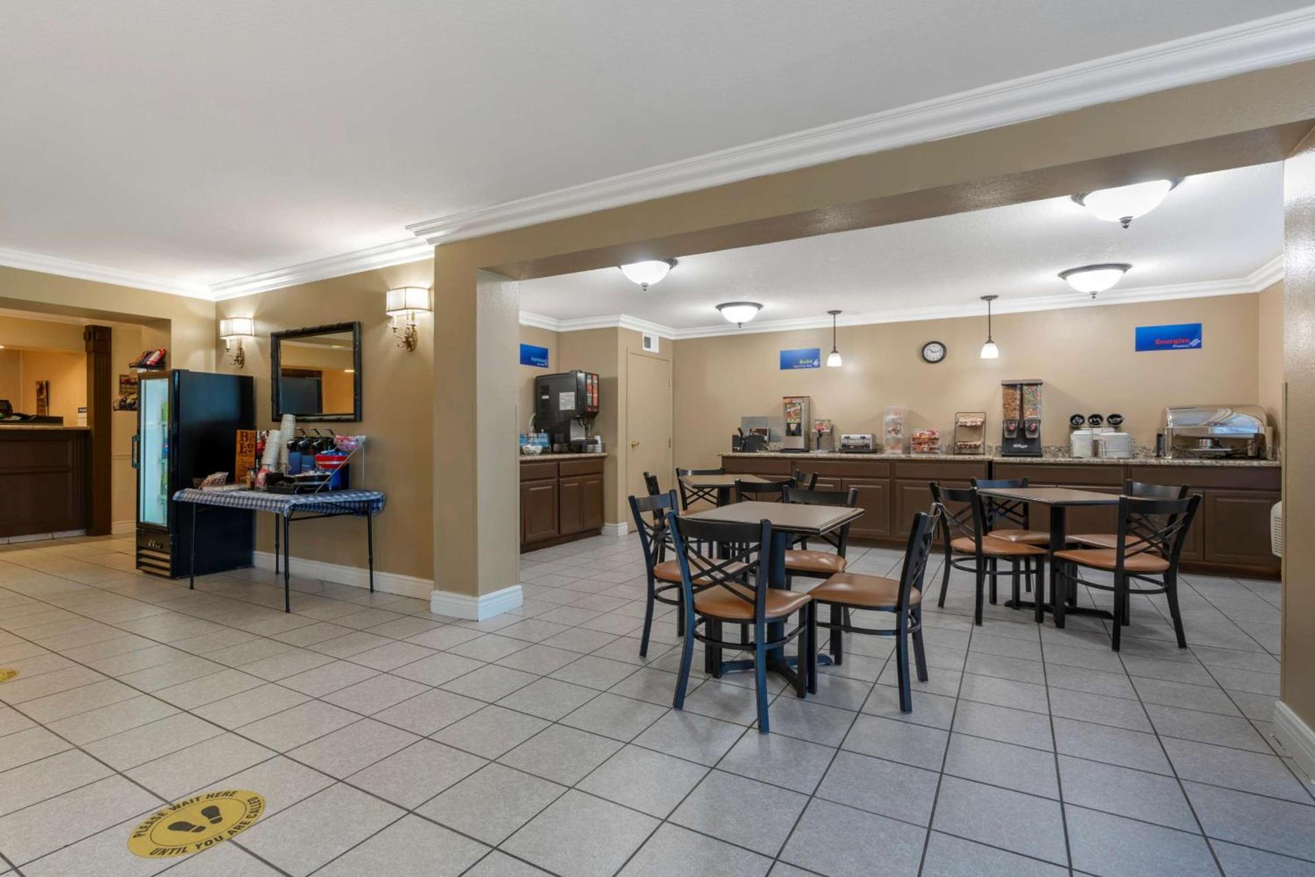 Best Western Colonial Inn photo 12