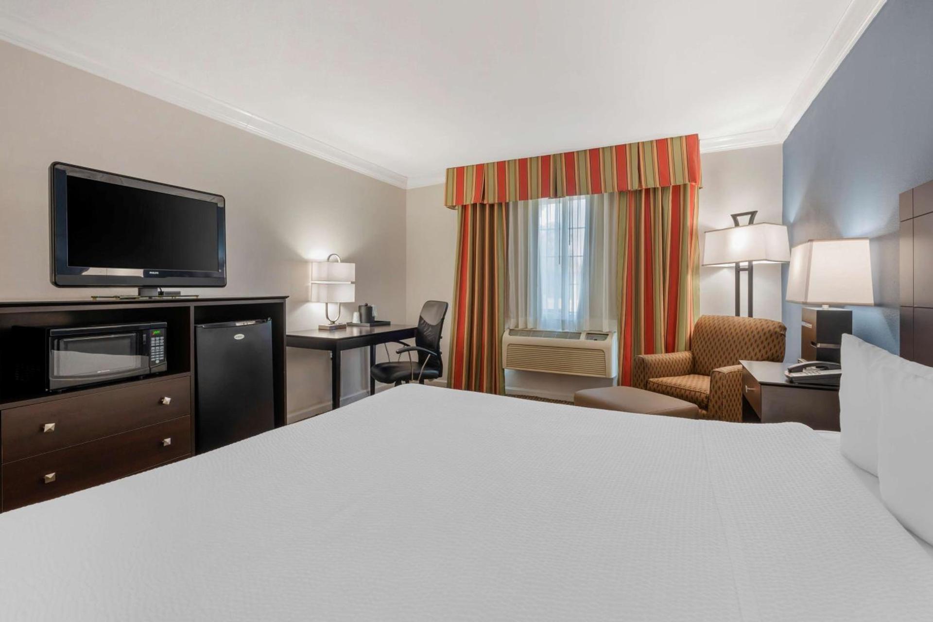 Best Western Colonial Inn photo 23