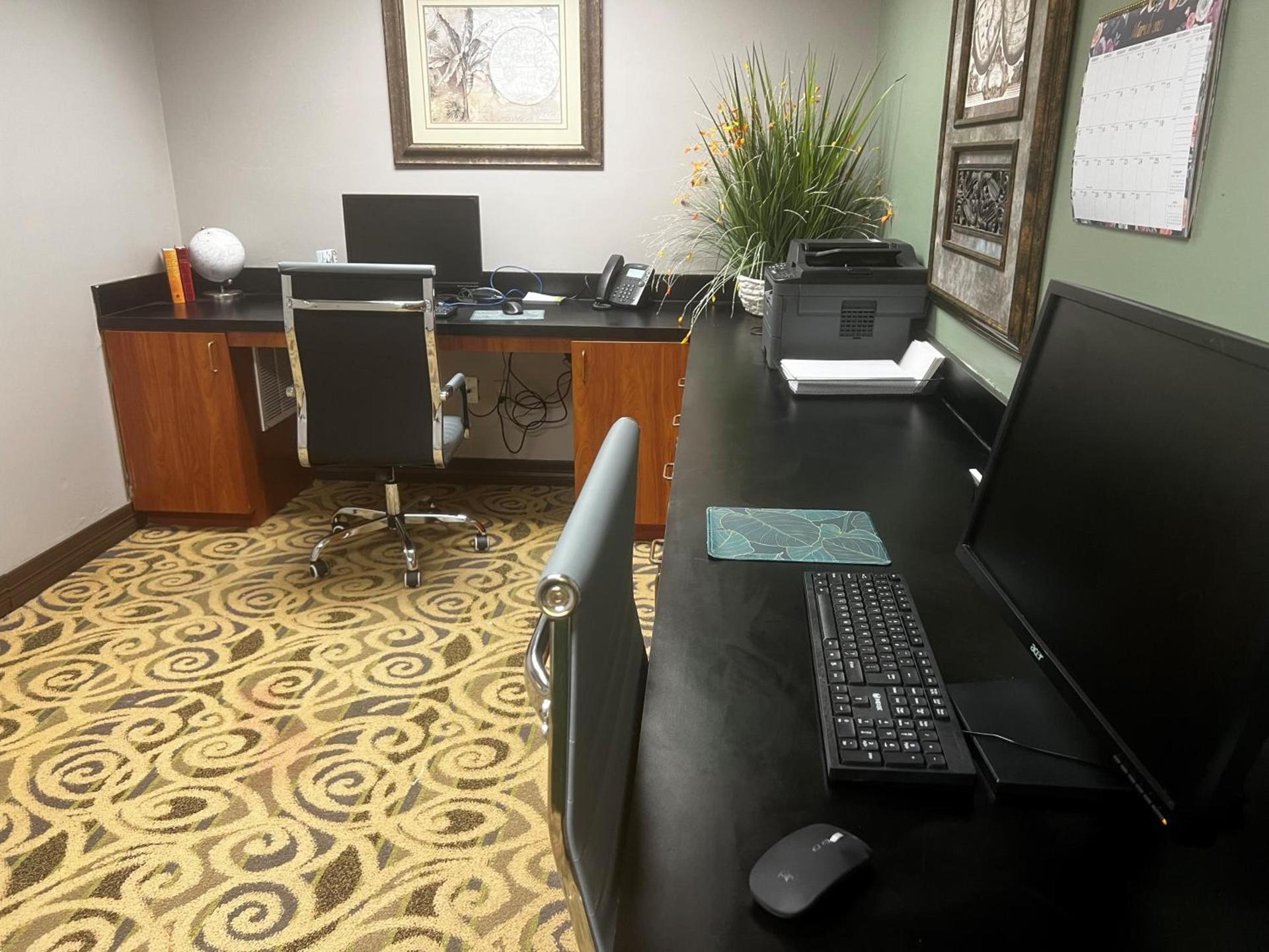 Wingate By Wyndham Houston / Willowbrook photo 12