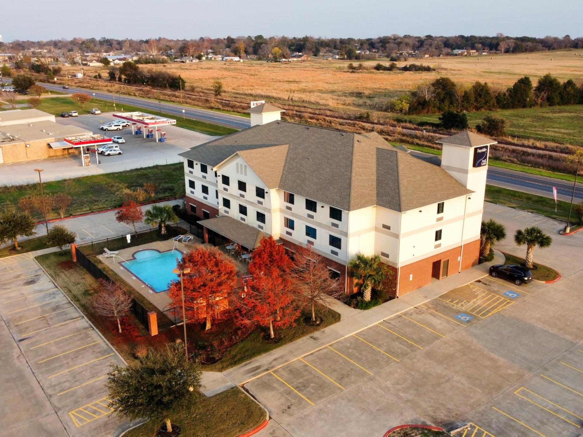 Franklin Inn & Suites photo 2