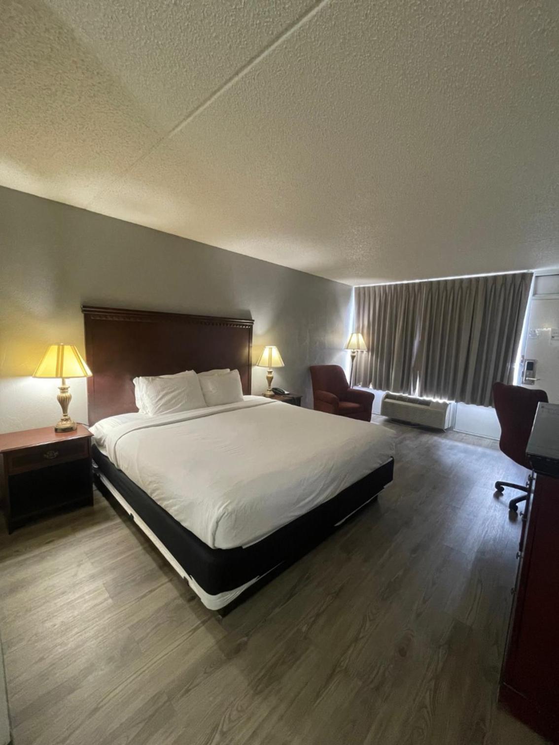 Willow Tree Inn Branson photo 22