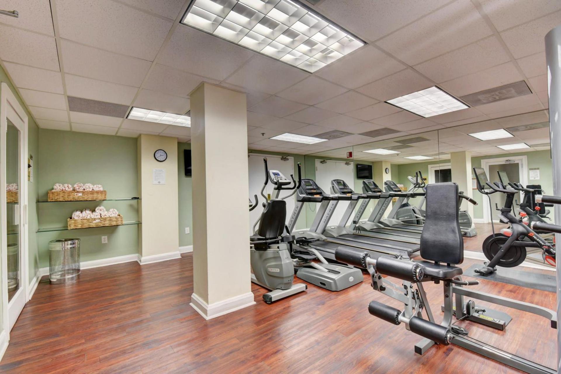 The Mutiny Luxury Suites Hotel photo 51