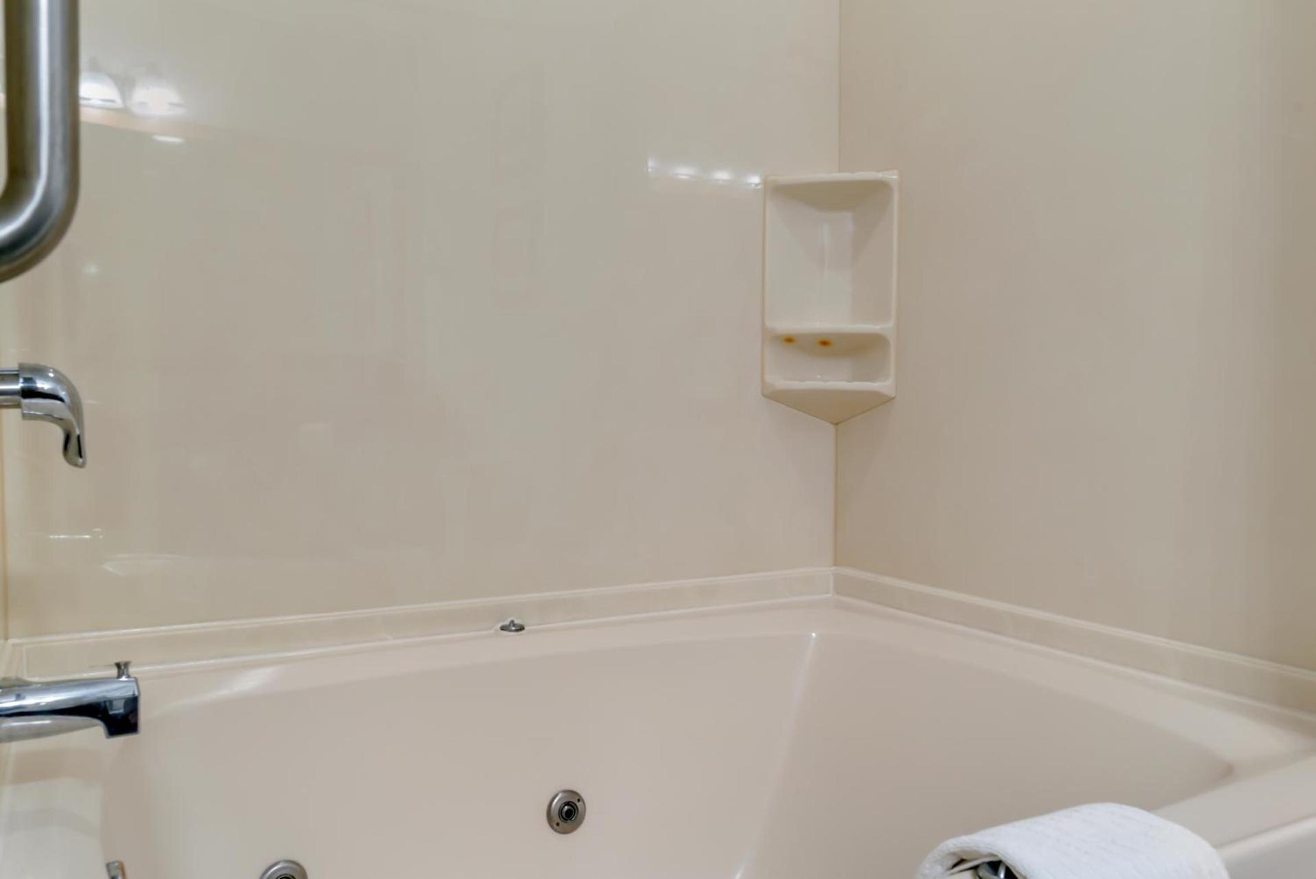 Comfort Inn East Oregon - Toledo photo 34