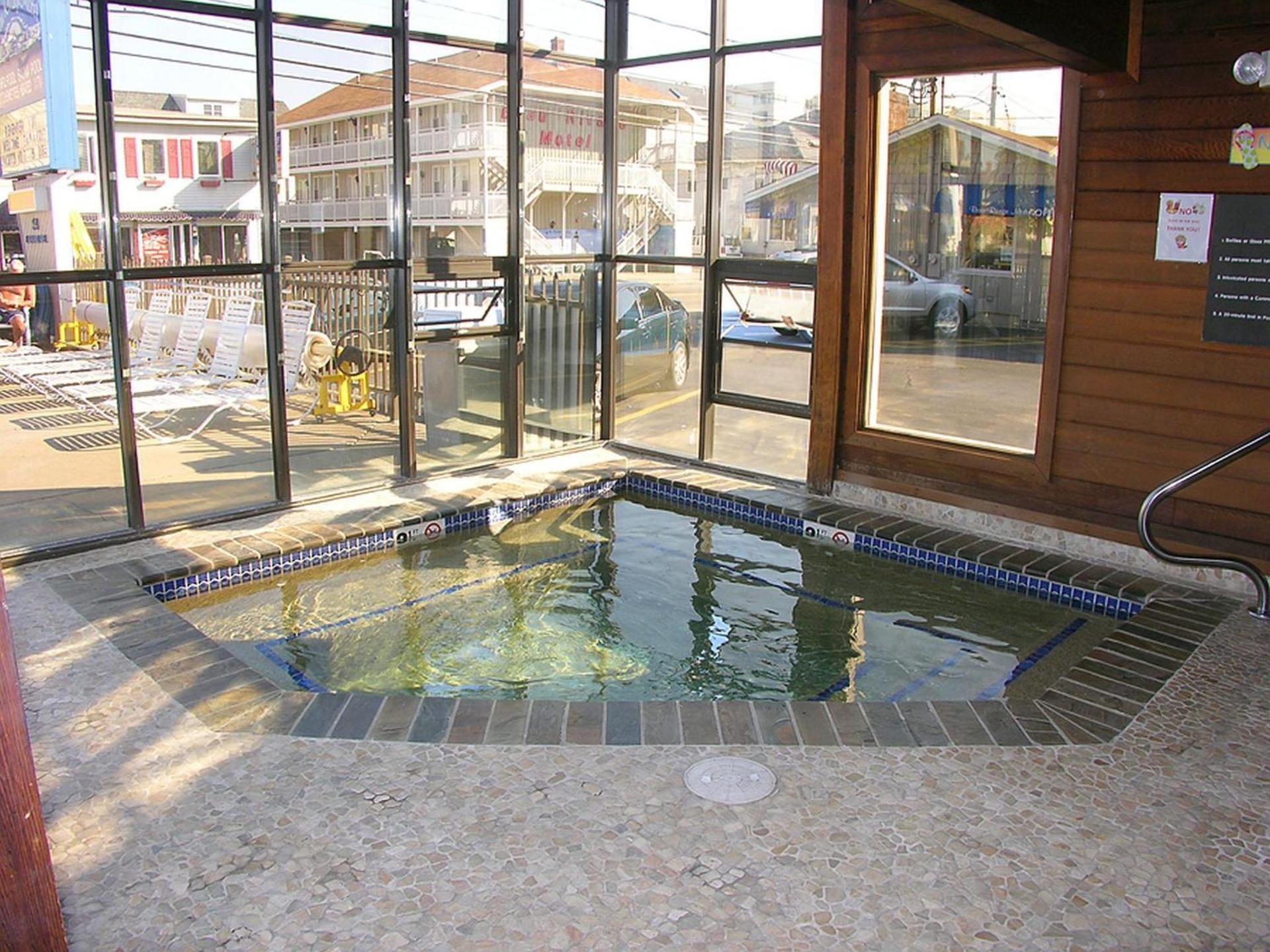 Beau Rivage Motel photo 3