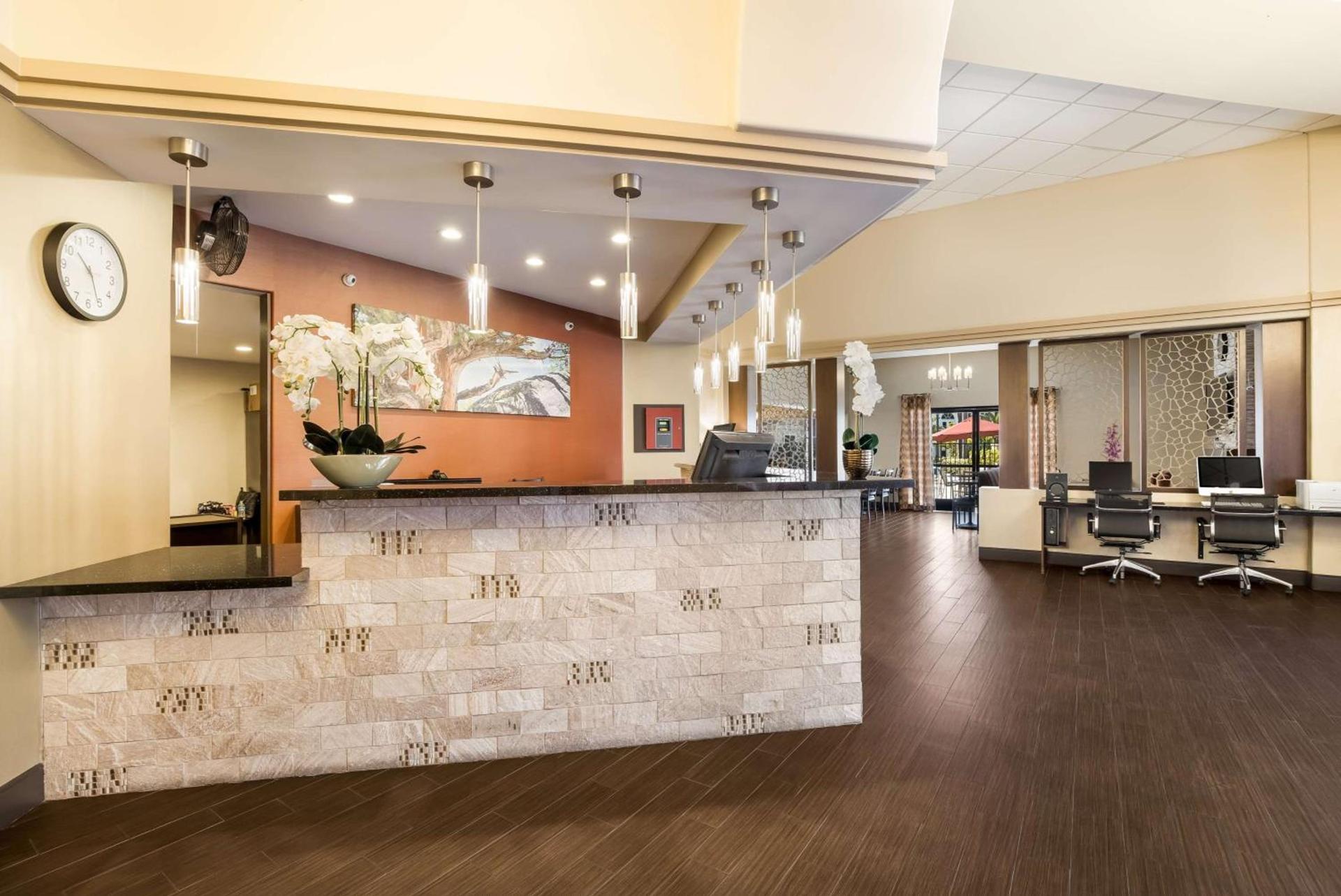 Best Western Escondido Hotel photo 3