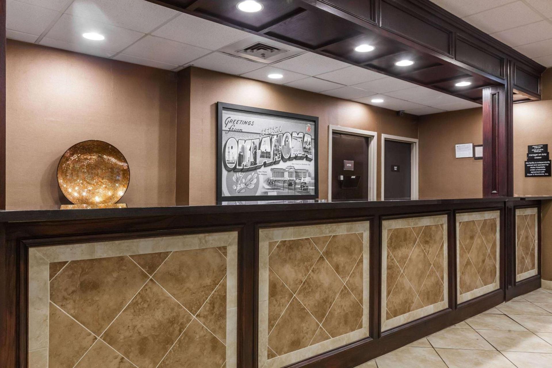 Super 8 by Wyndham Atoka photo 5