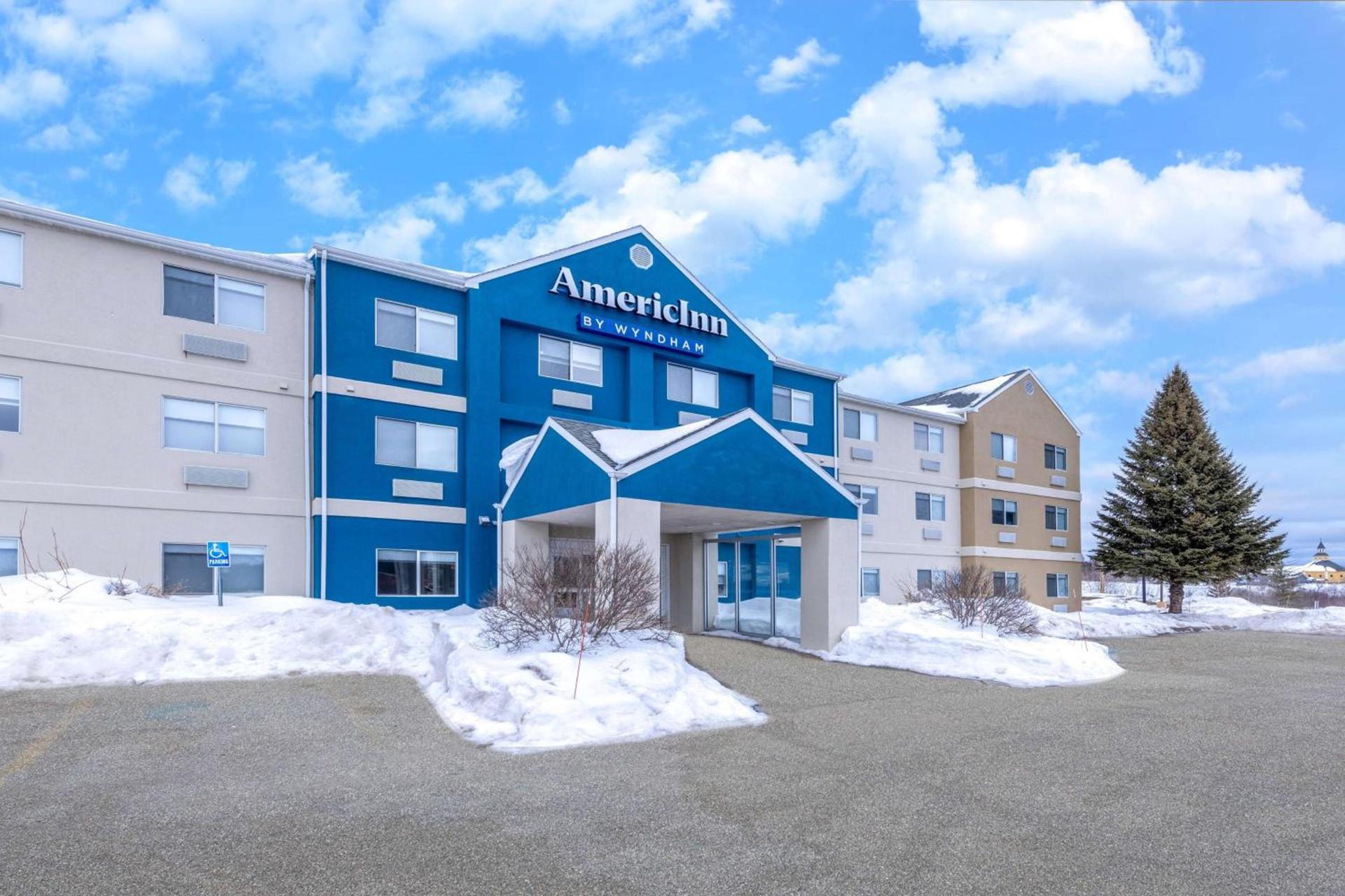 AmericInn by Wyndham Duluth photo 3