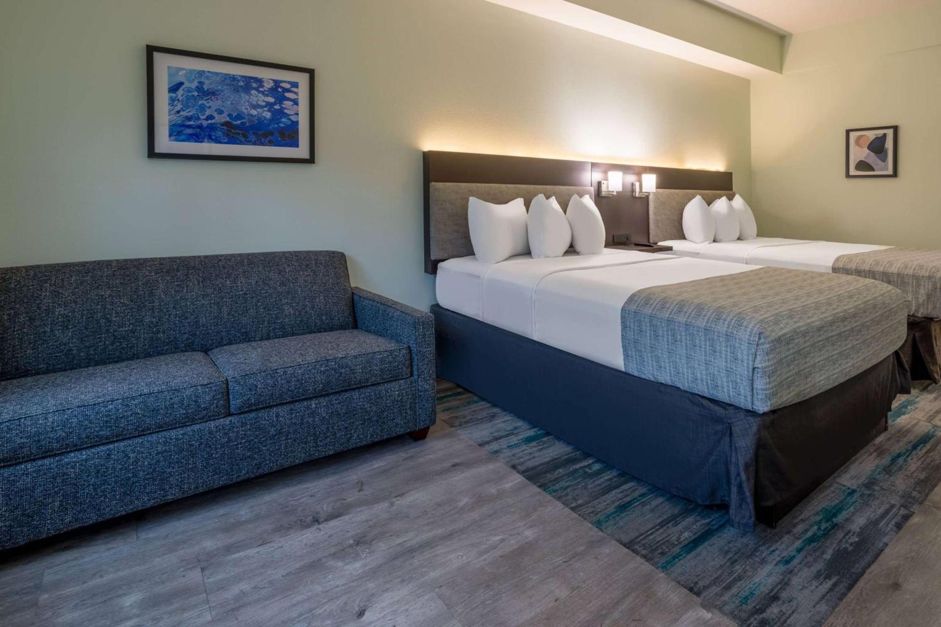Wingate by Wyndham Waldorf - Washington DC Area photo 26