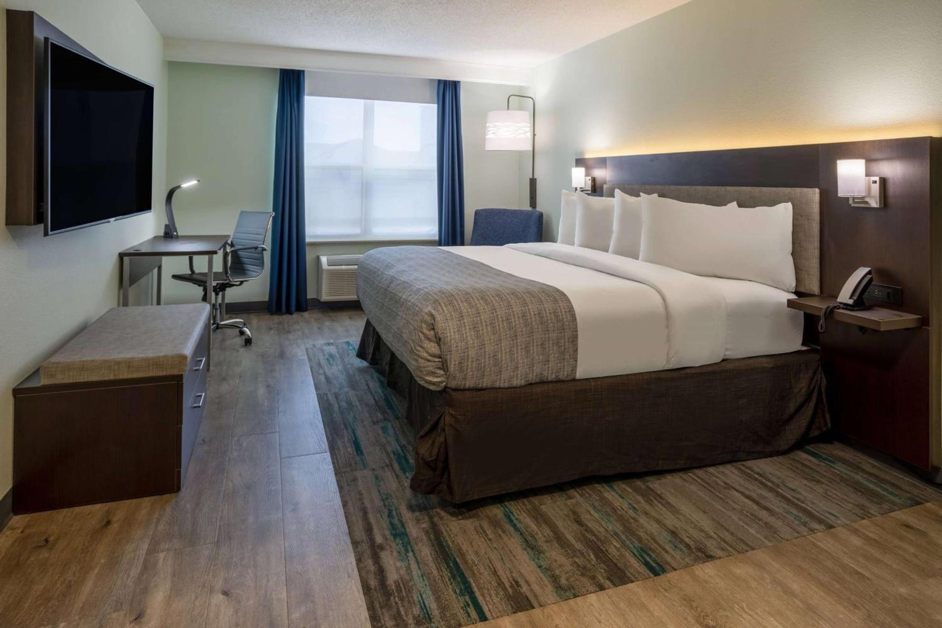 Wingate by Wyndham Waldorf - Washington DC Area photo 28