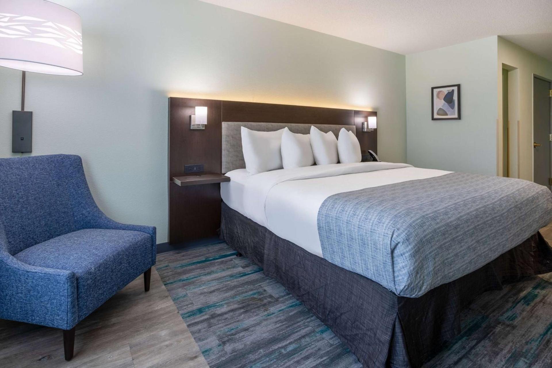 Wingate by Wyndham Waldorf - Washington DC Area photo 29
