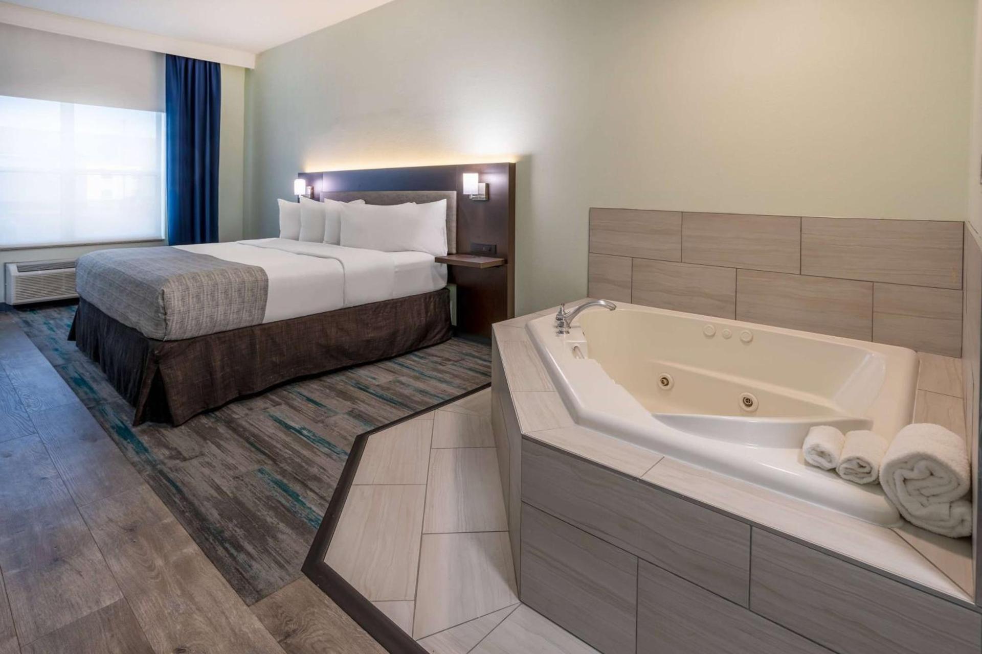 Wingate by Wyndham Waldorf - Washington DC Area photo 39