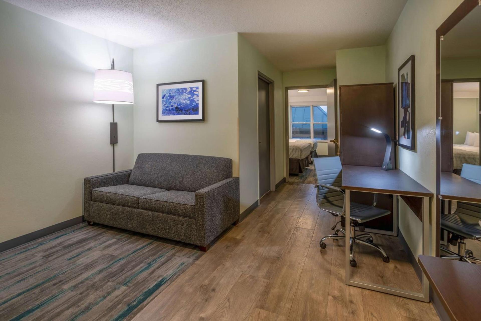Wingate by Wyndham Waldorf - Washington DC Area photo 44