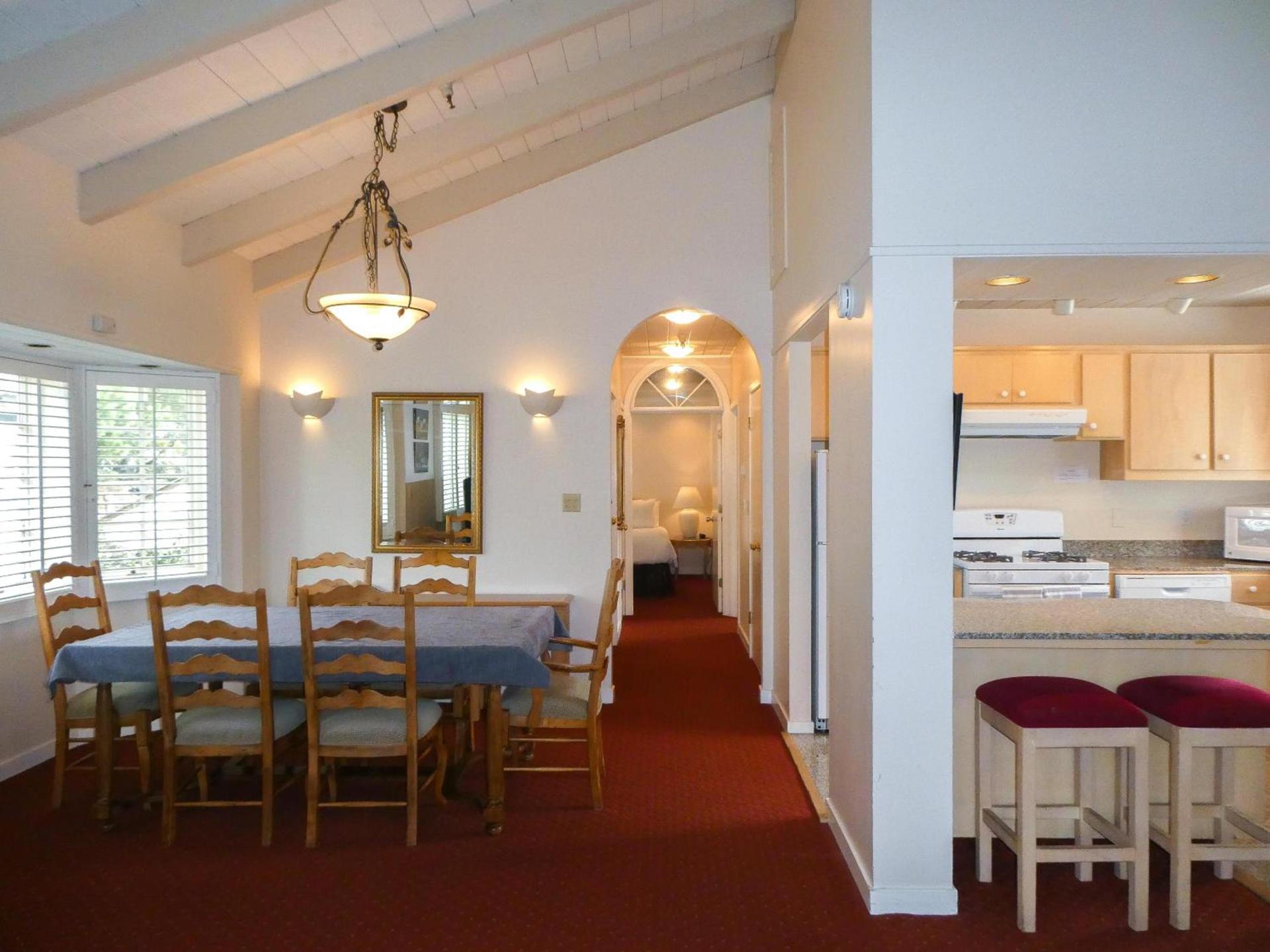 Briarwood Inn photo 32