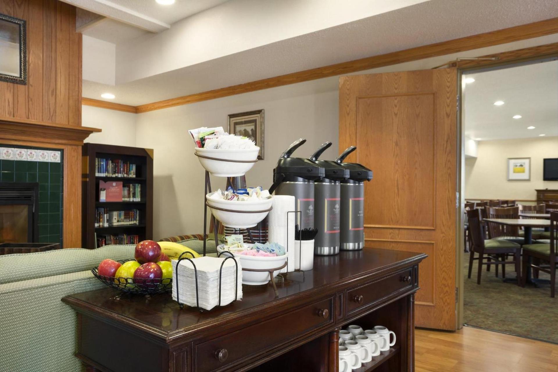 Country Inn & Suites by Radisson, Columbus Airport, OH photo 14