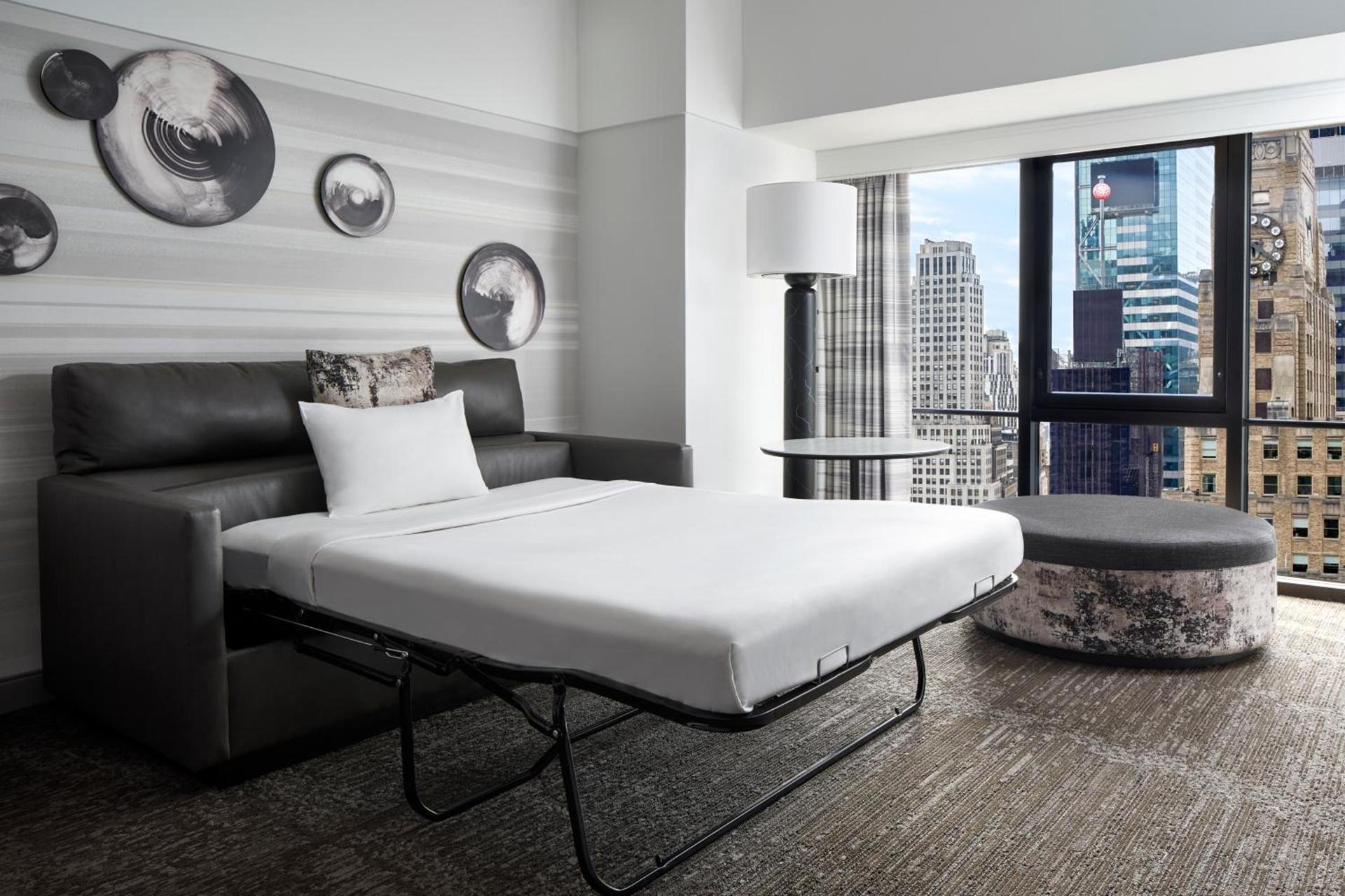 New York Marriott Marquis photo 2
