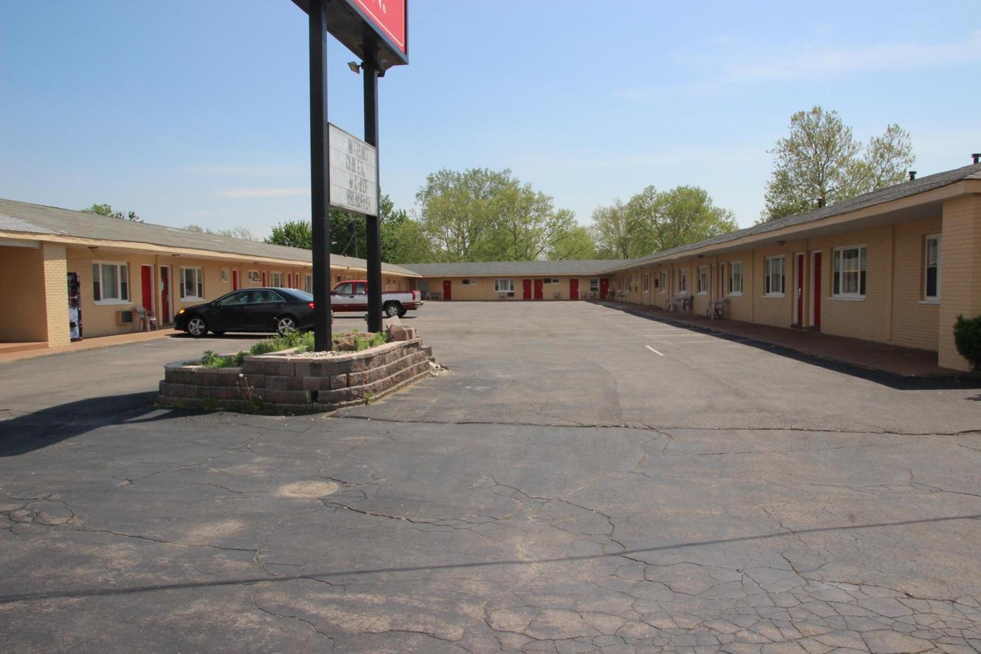 Red Carpet Inn Niagara Falls photo 2