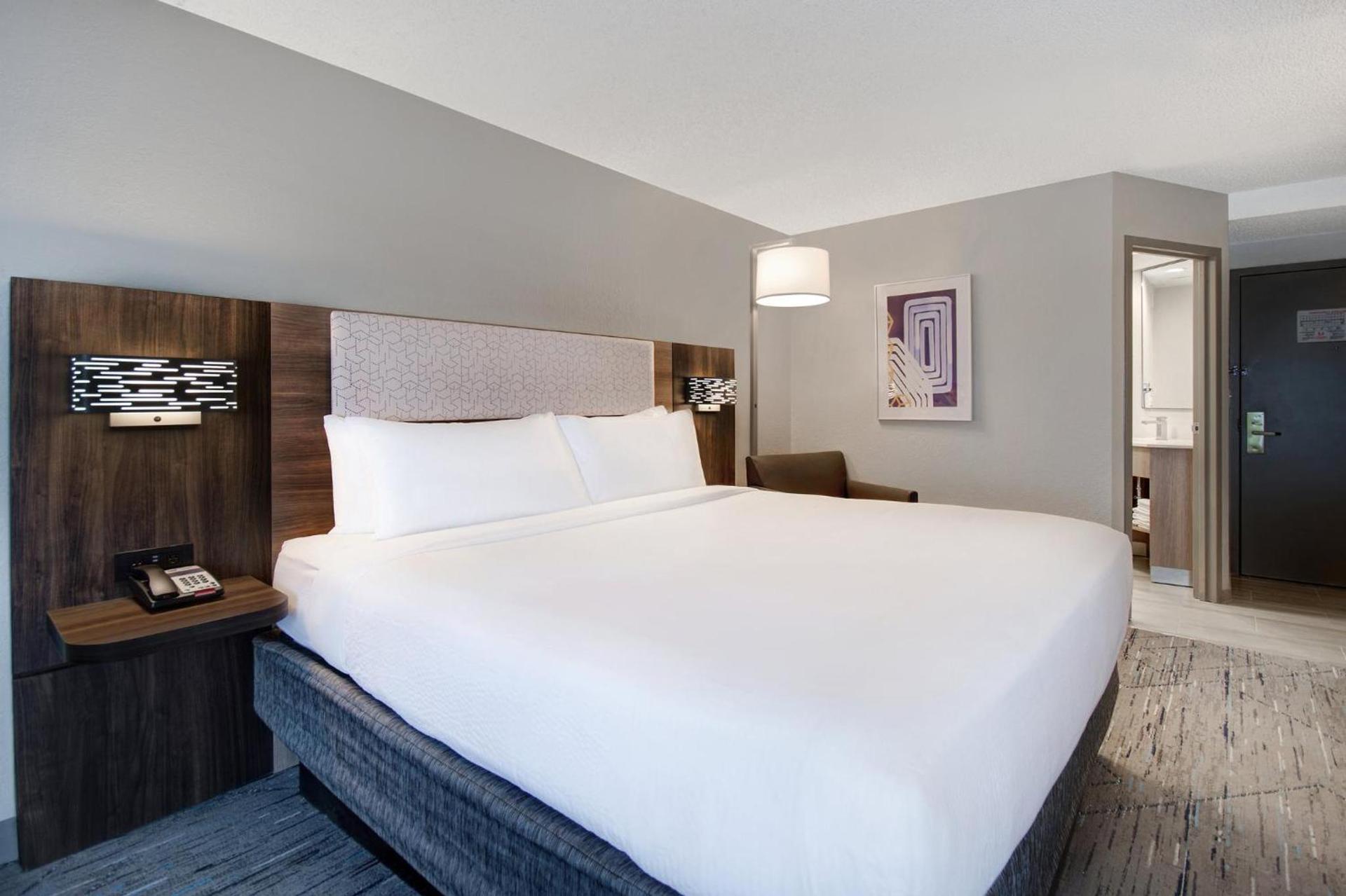 Holiday Inn Express Rochester - University Area by IHG photo 46