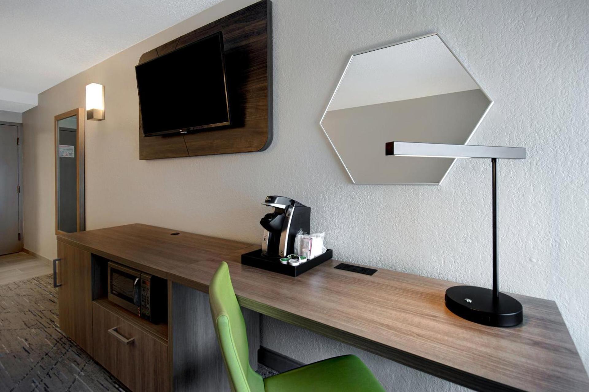 Holiday Inn Express Rochester - University Area by IHG photo 27