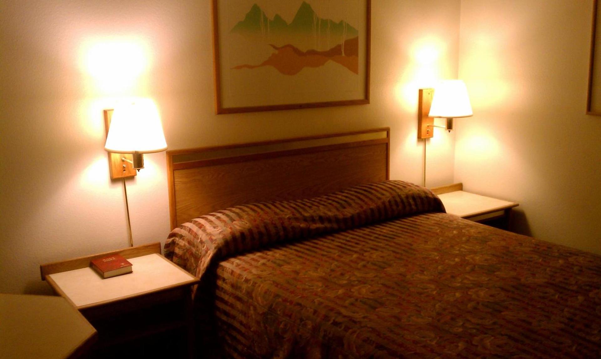 Colorado River Value Inn photo 14