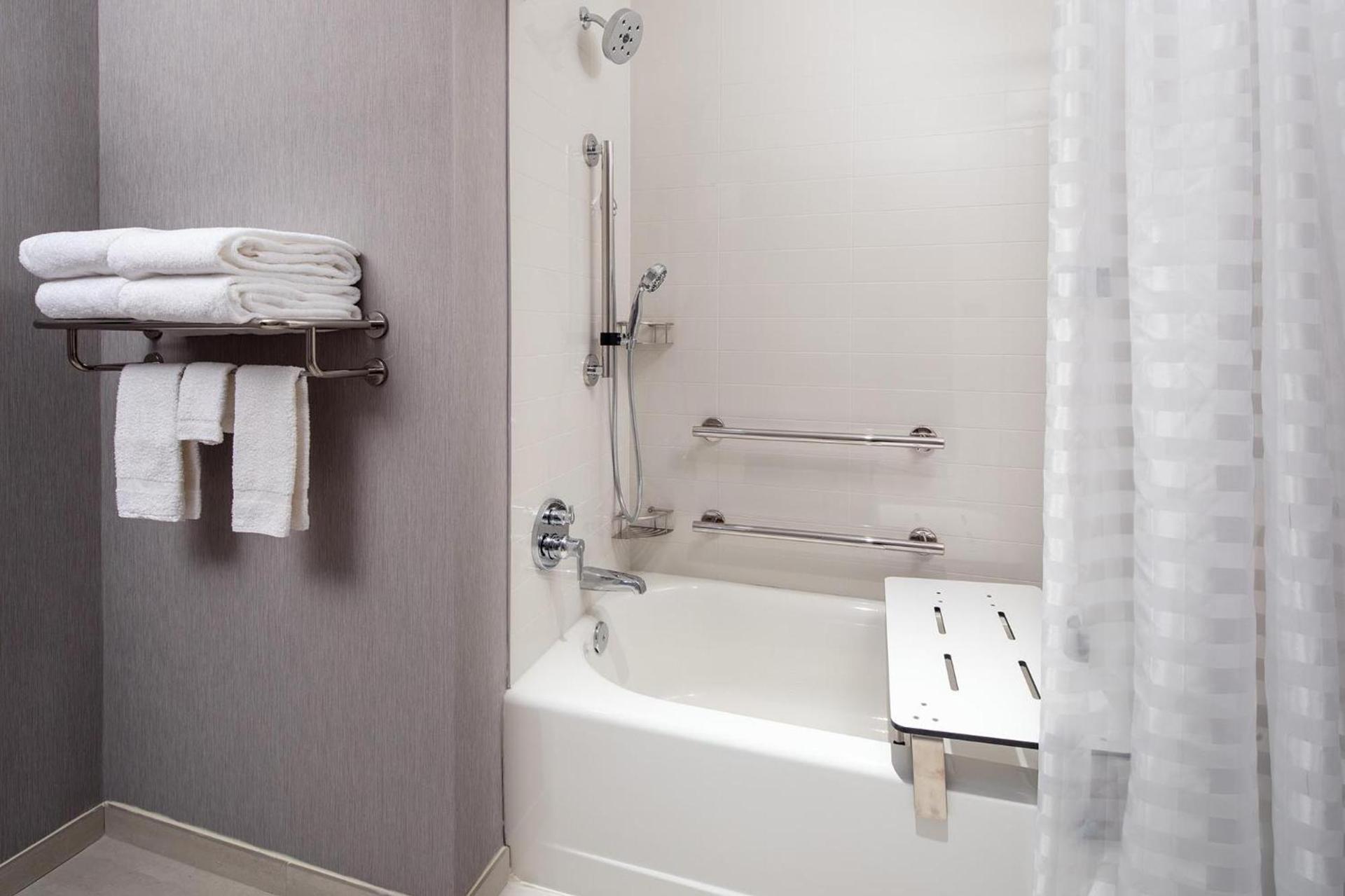 Hyatt Place Harrisonburg photo 53
