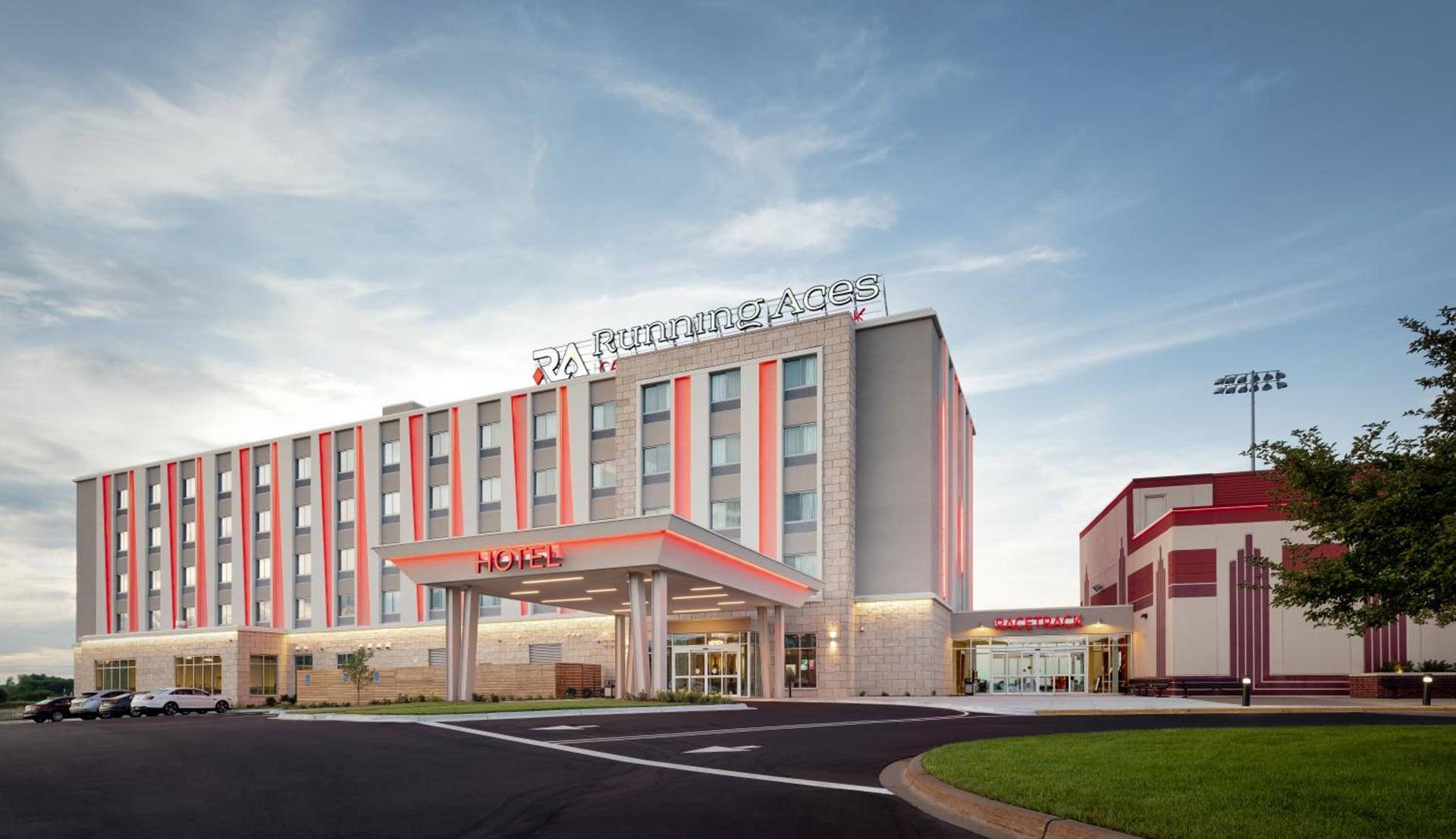 Running Aces Hotel & Casino, Trademark Collection by Wyndham photo 5