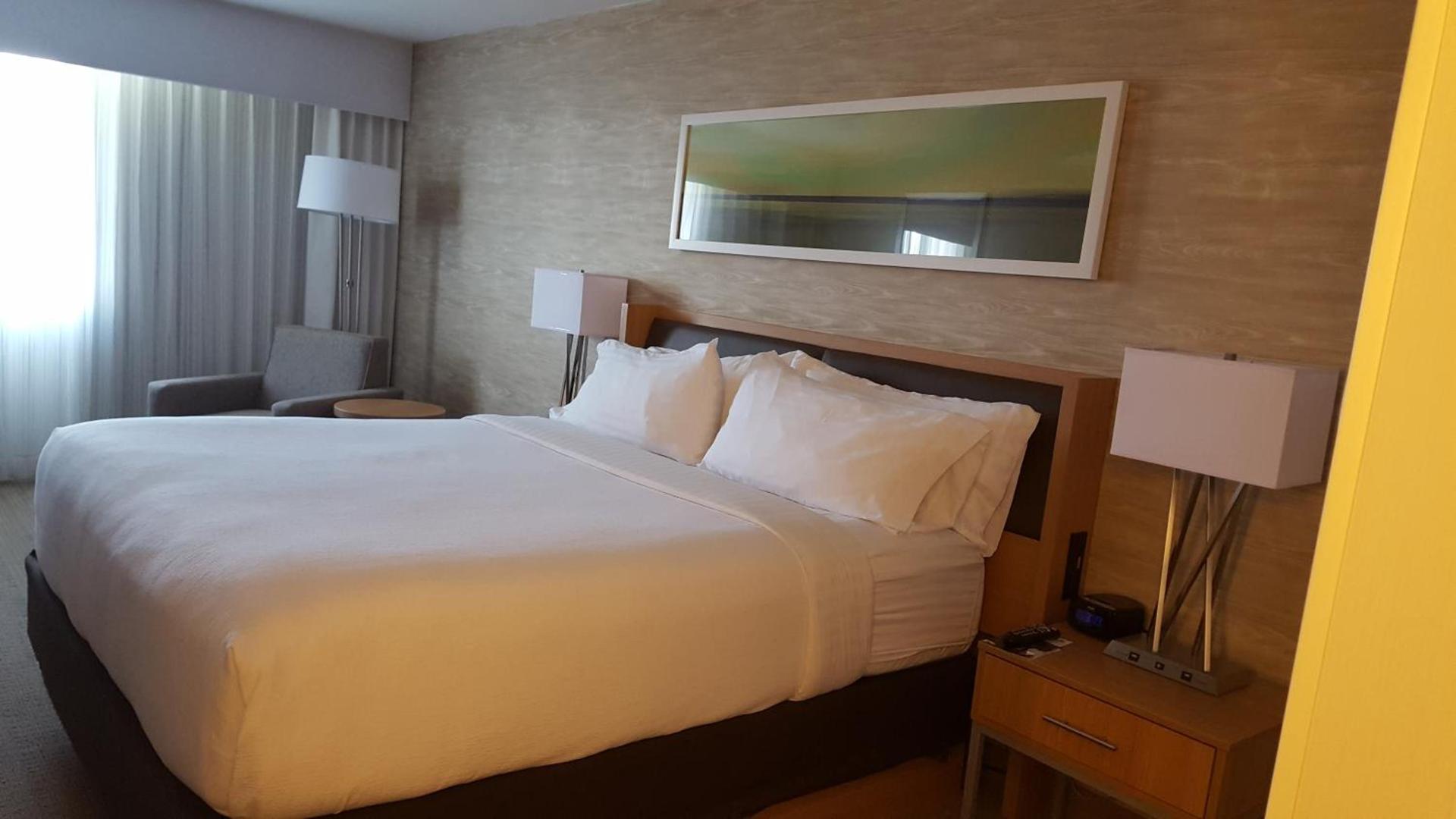 Holiday Inn Palmdale-Lancaster by IHG photo 5