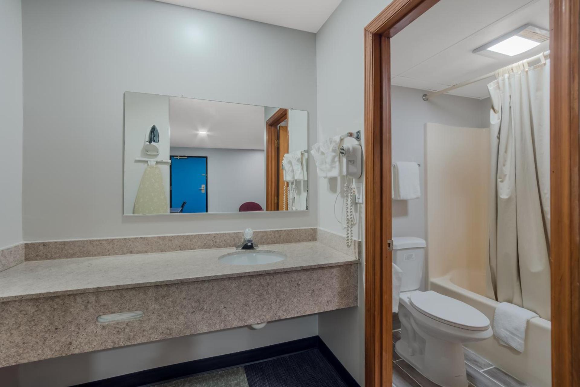 Rodeway Inn Augusta West - Fort Gordon photo 25
