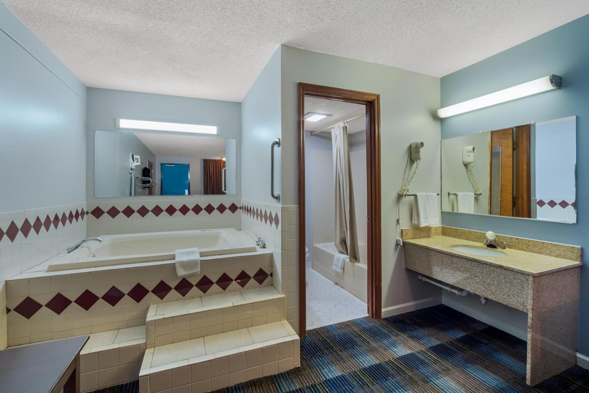 Rodeway Inn Augusta West - Fort Gordon photo 41