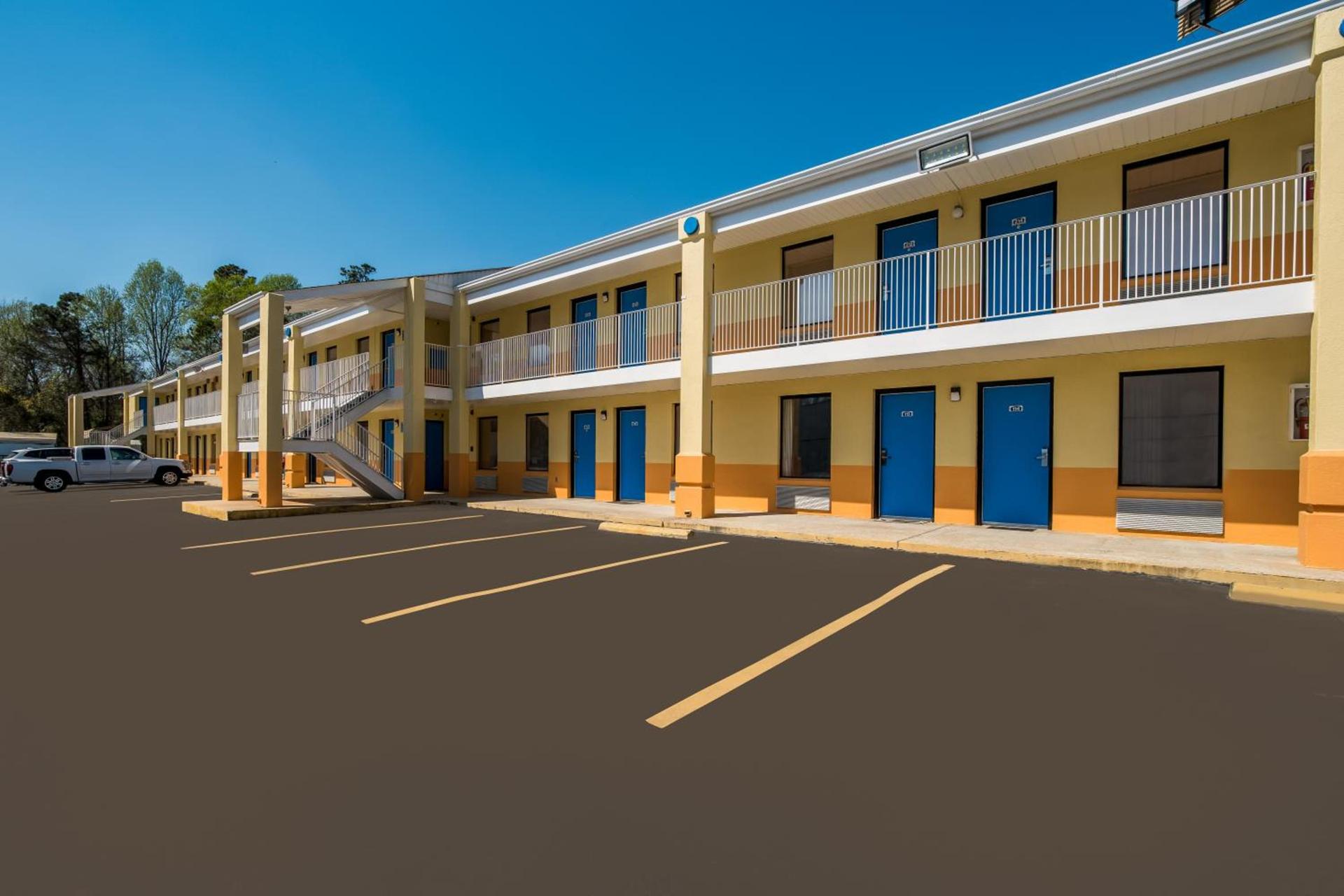 Rodeway Inn Augusta West - Fort Gordon photo 1