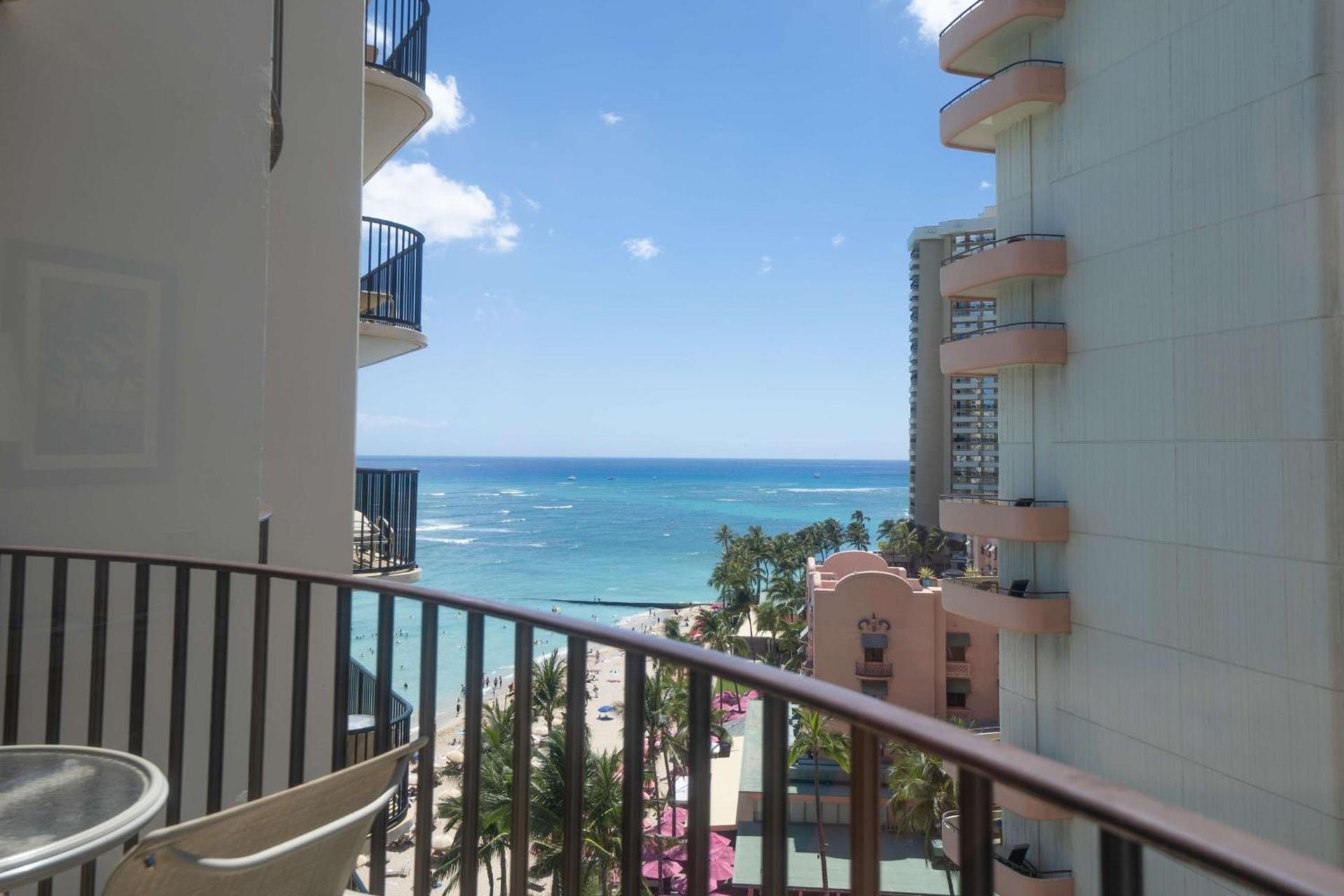 OUTRIGGER Waikiki Beach Resort photo 12