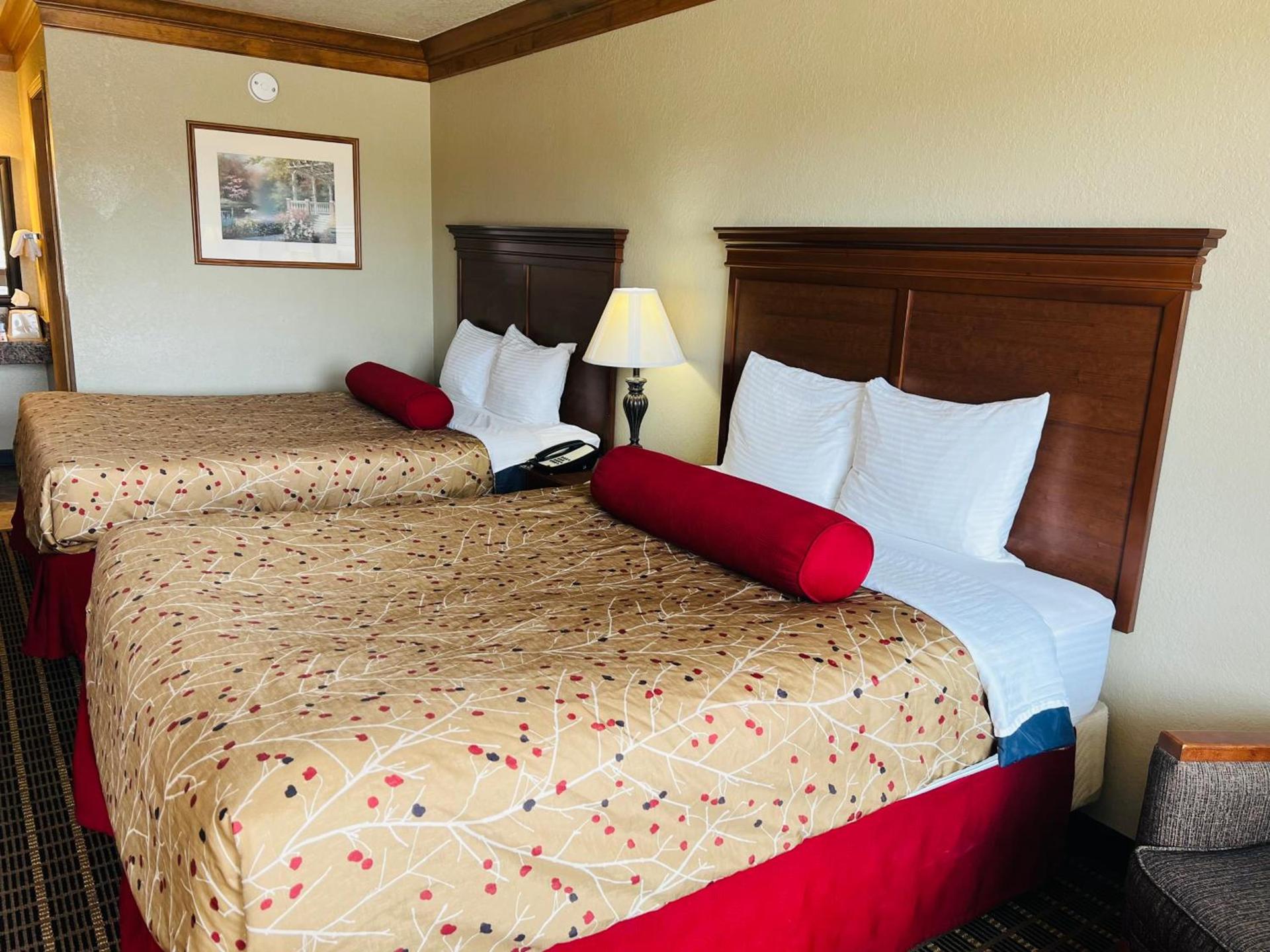 Cattle country lodge photo 29