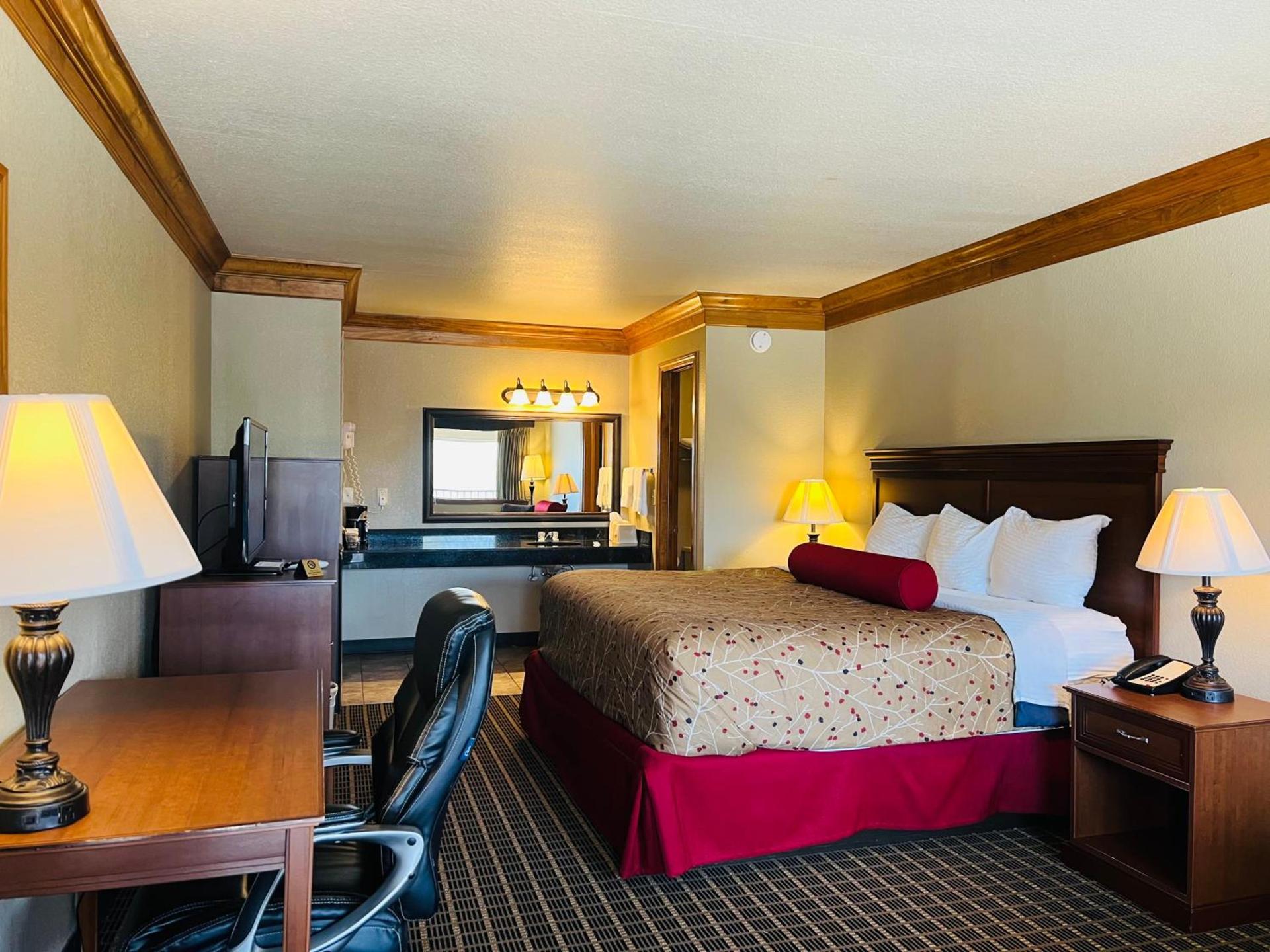Cattle country lodge photo 36