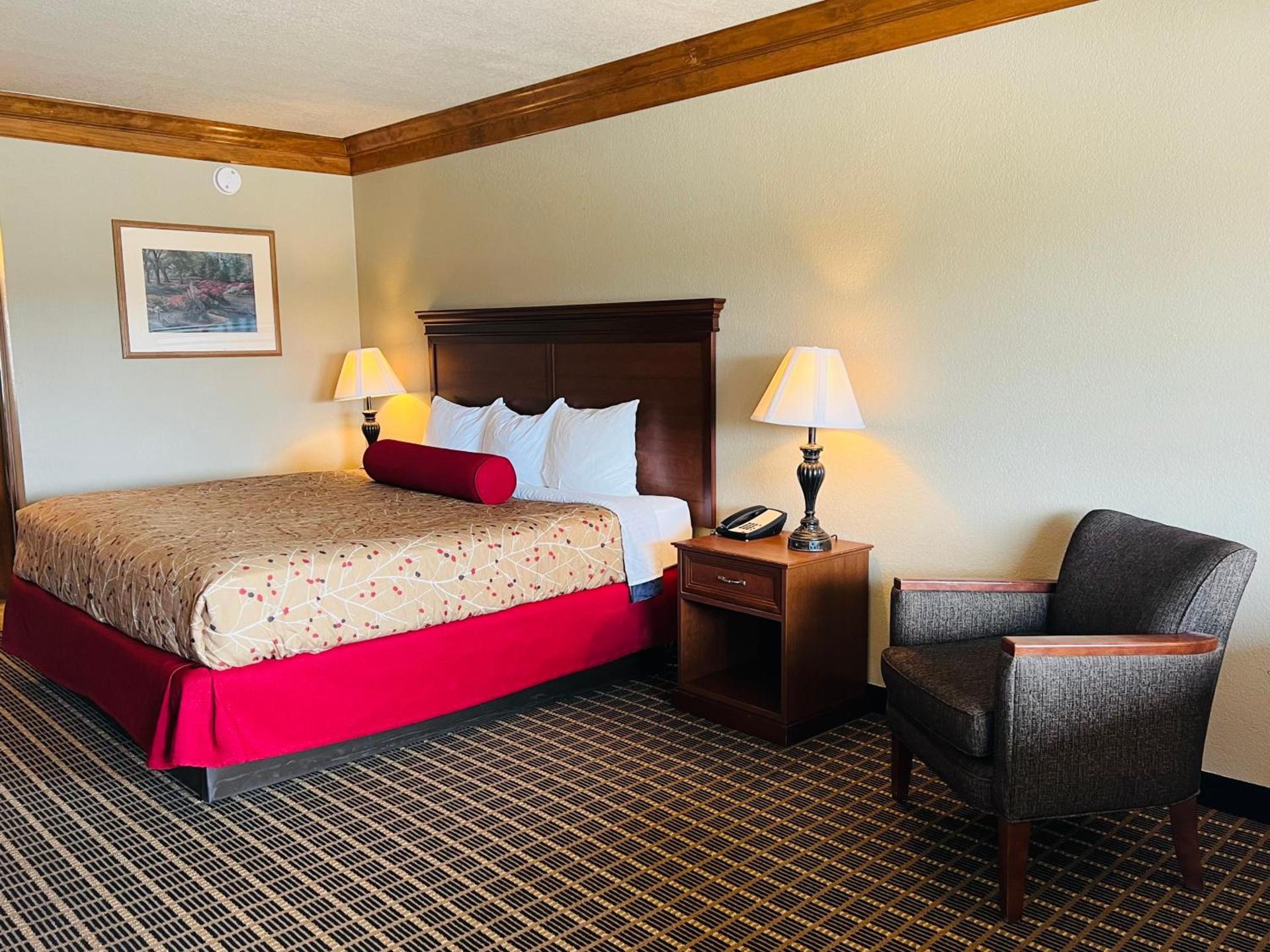 Cattle country lodge photo 37
