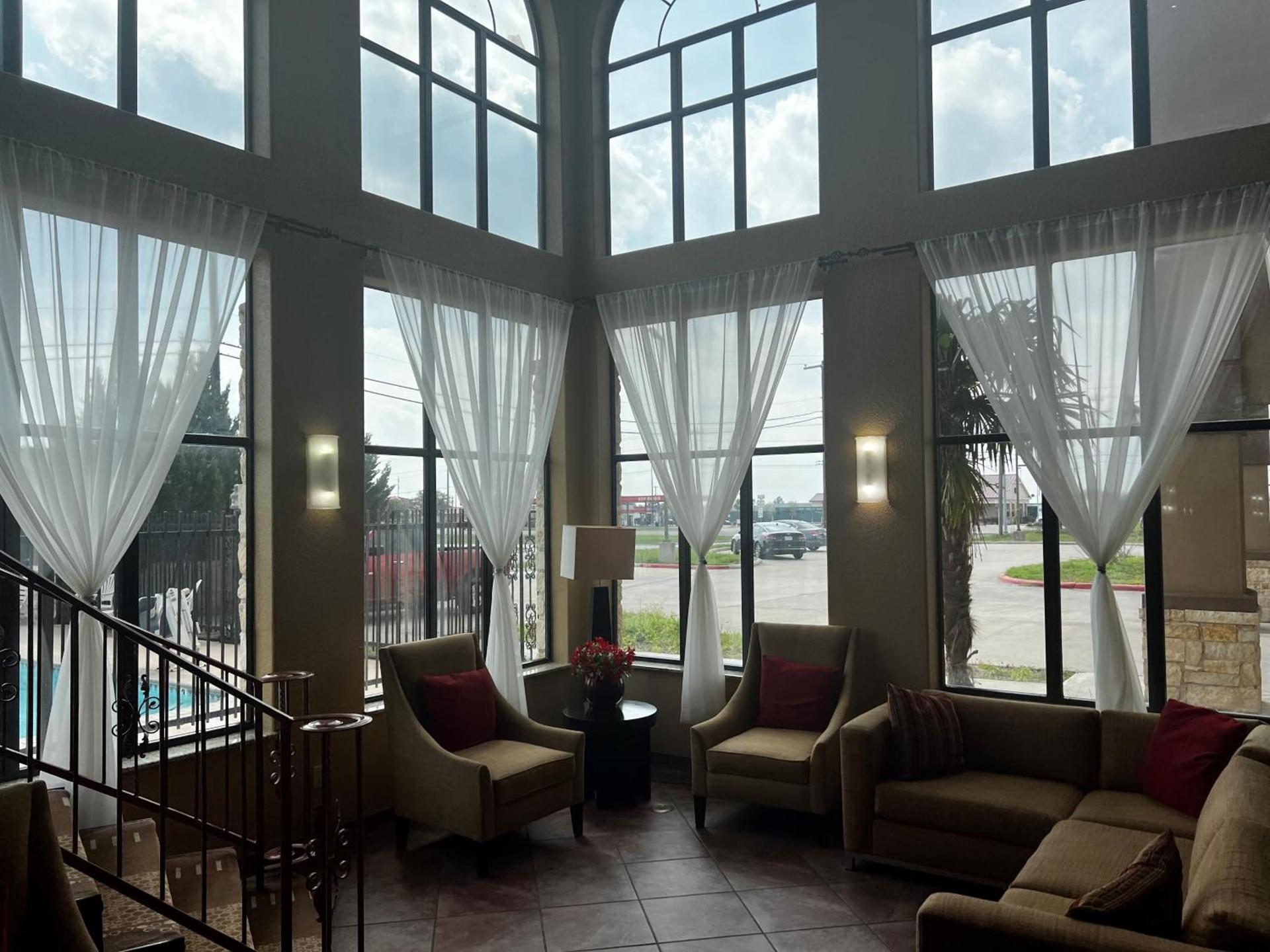 Baymont by Wyndham Cuero photo 62