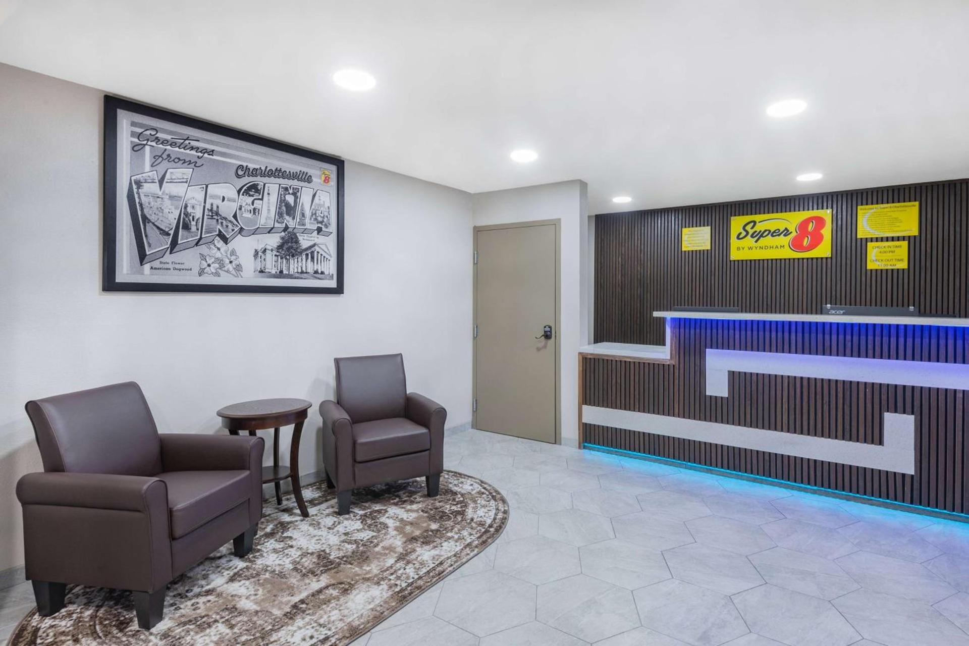 Super 8 by Wyndham Charlottesville photo 6