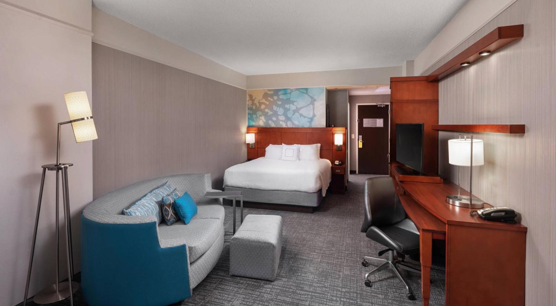 Courtyard by Marriott Greenville Downtown photo 4