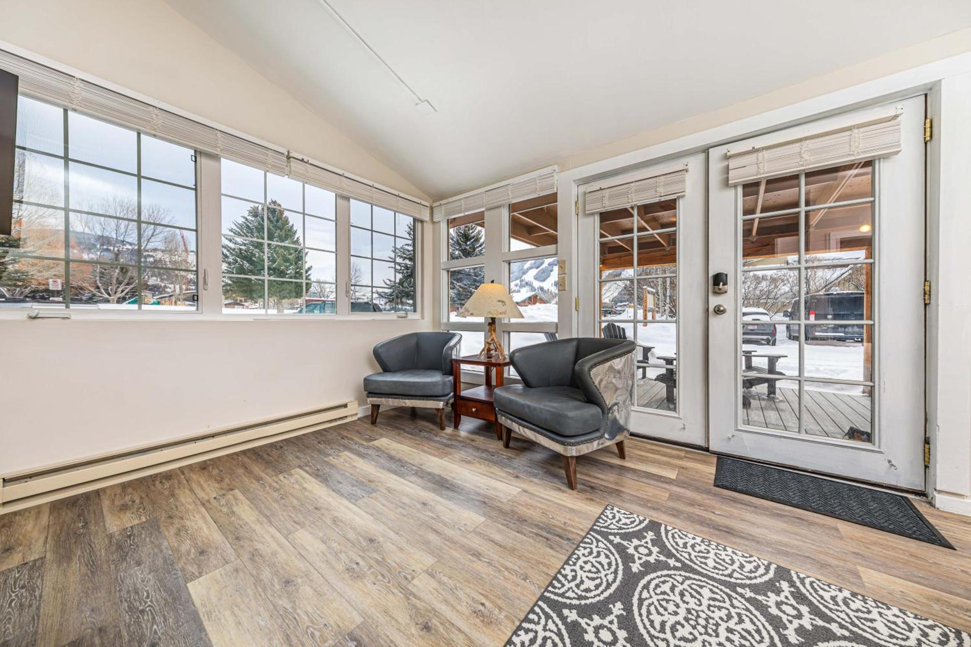 Miller Park Lodge photo 14