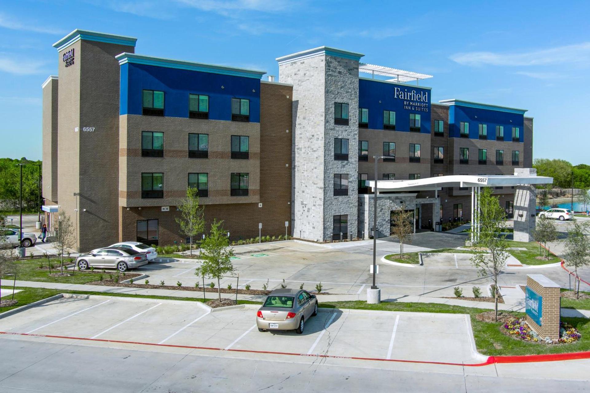 Fairfield Inn & Suites by Marriott Corinth South Denton Area photo 1