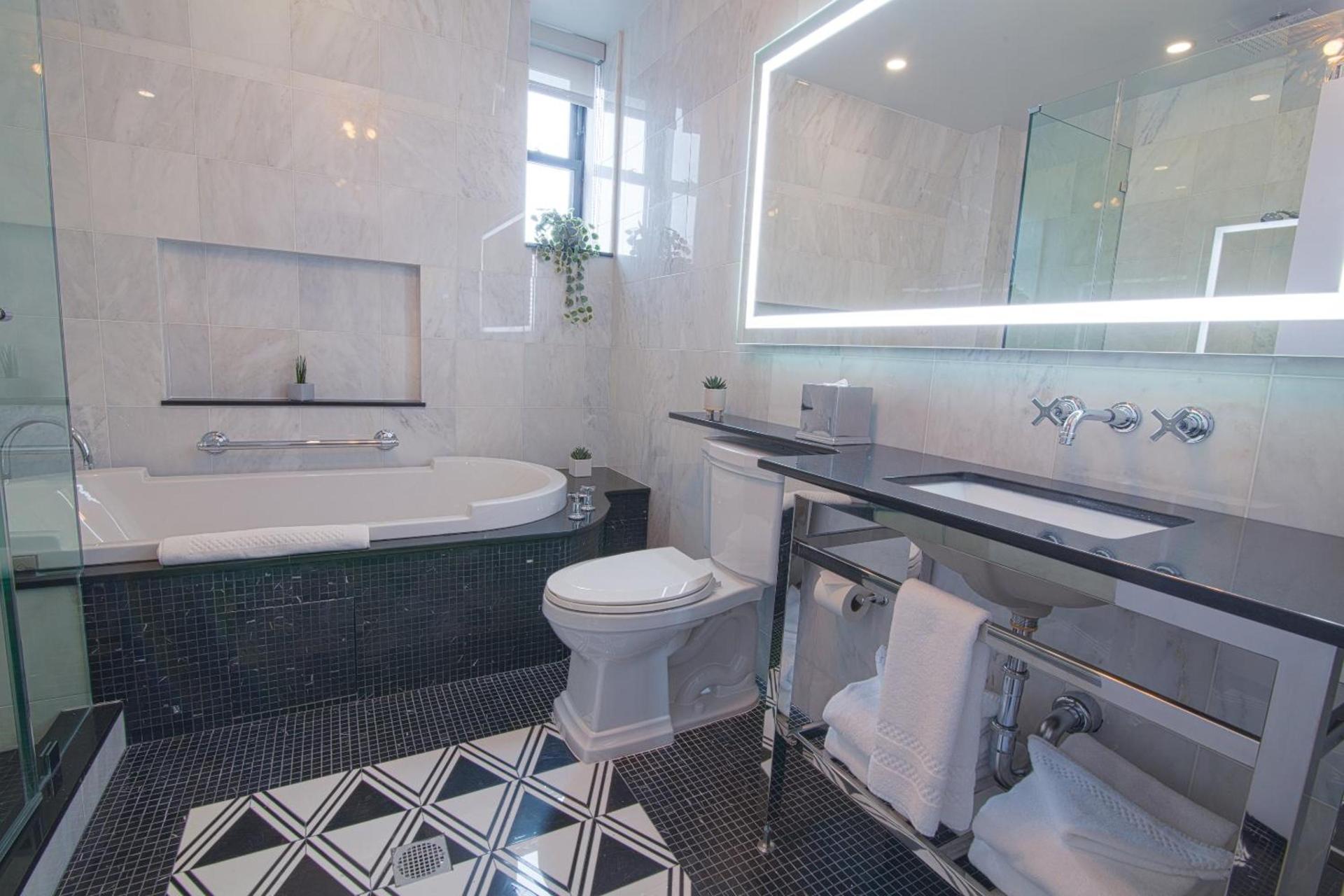 Hotel Belleclaire Central Park, a Small Luxury Hotel photo 24