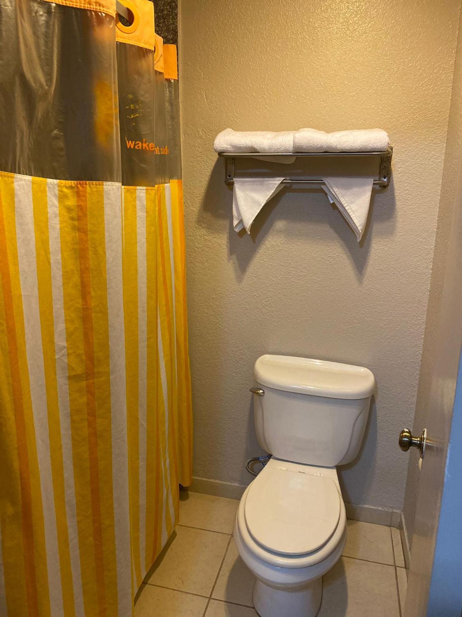 Sunrise Inn photo 13