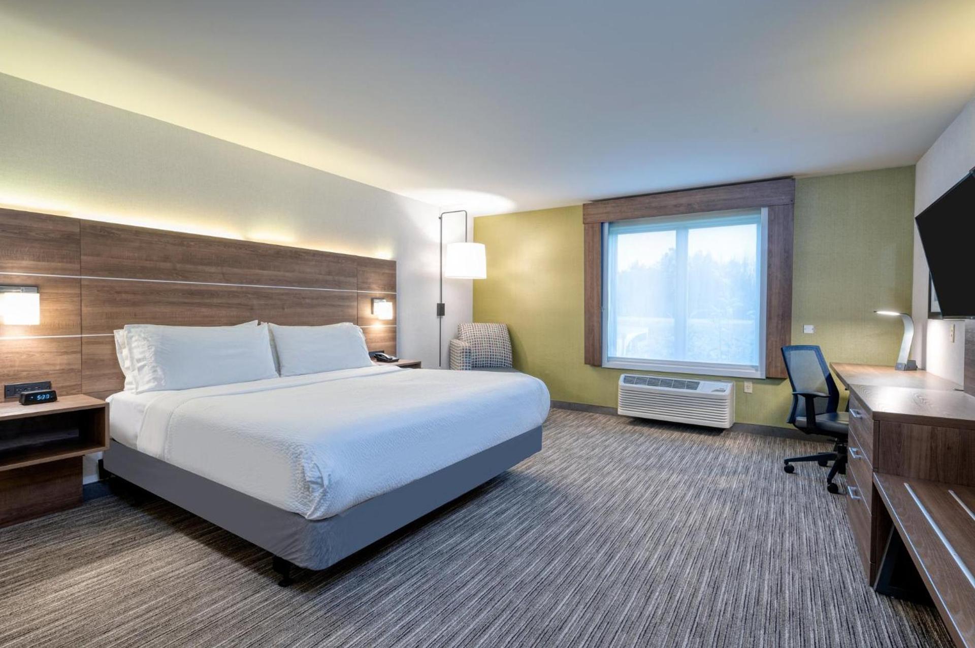 Holiday Inn Express Radcliff Fort Knox by IHG photo 50